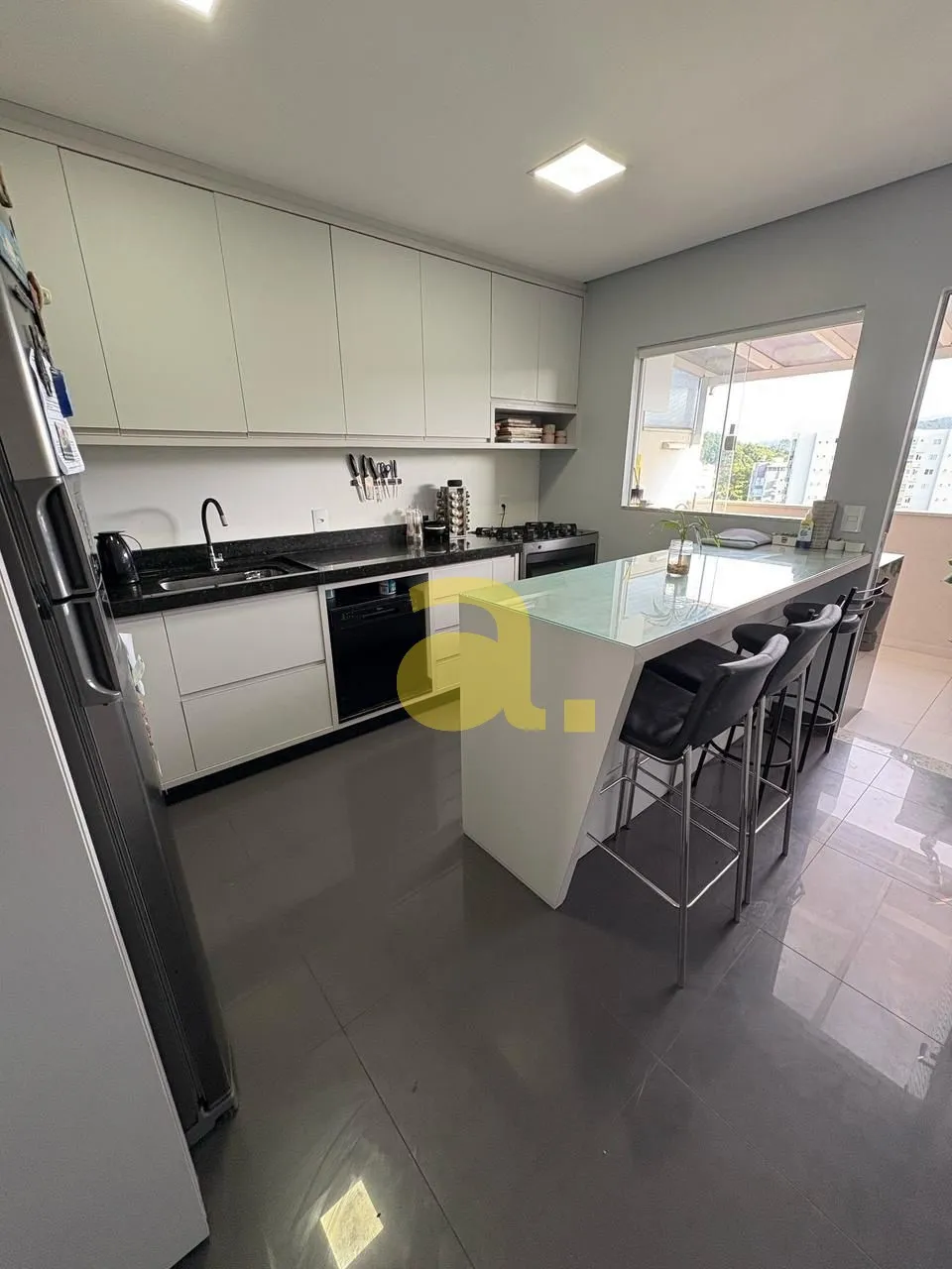 Sobrado triplex mobiliado a venda | Bairro Tribess, Blumenau — foto 3