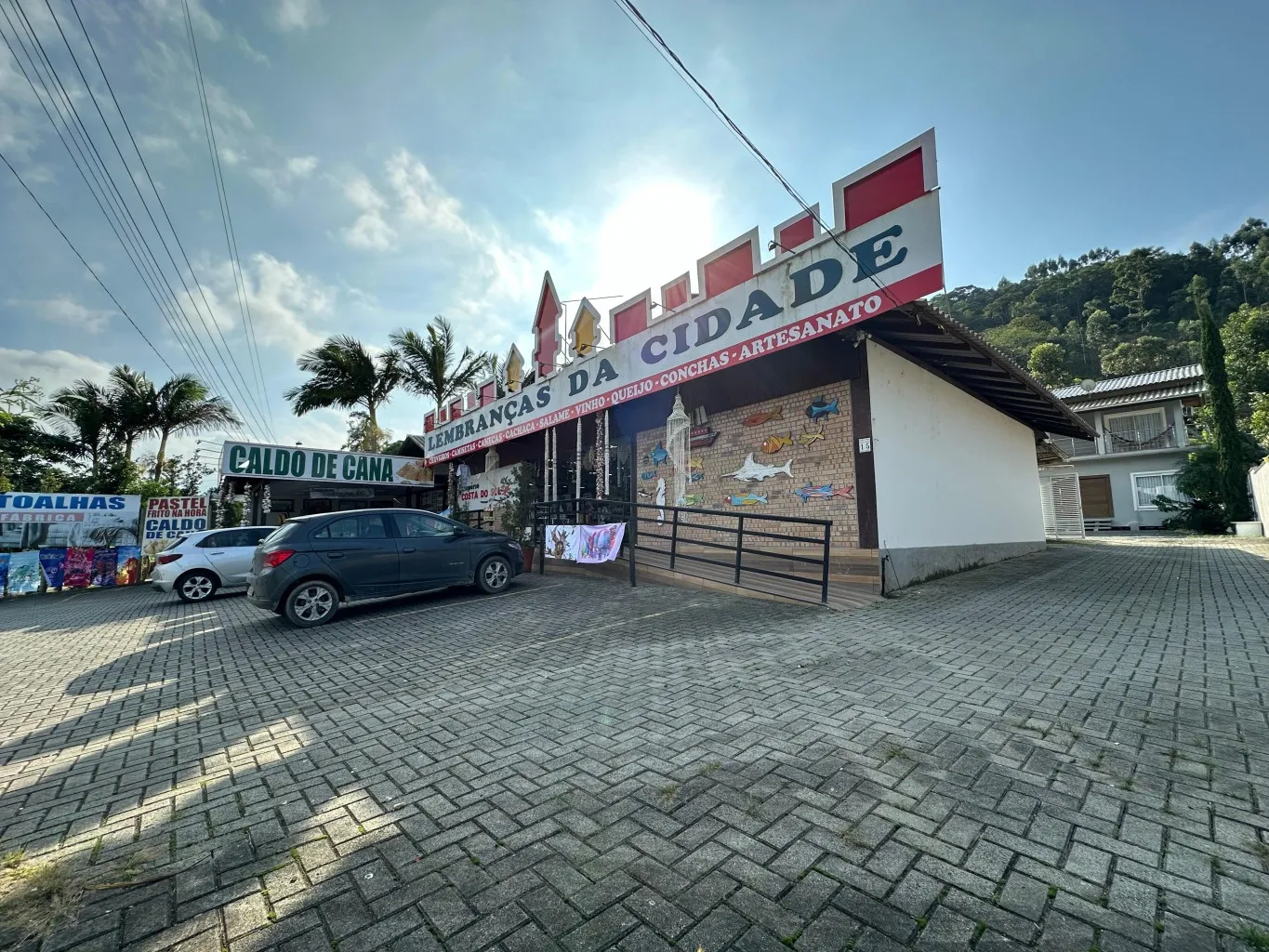 Loja térrea comercial disponível para locação no bairro São Cristóvão, em Balneário Piçarras/SC. - foto 1