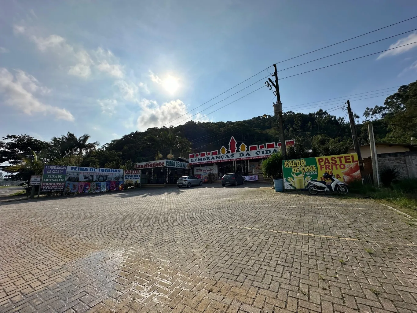 Loja térrea comercial disponível para locação no bairro São Cristóvão, em Balneário Piçarras/SC. — foto 2