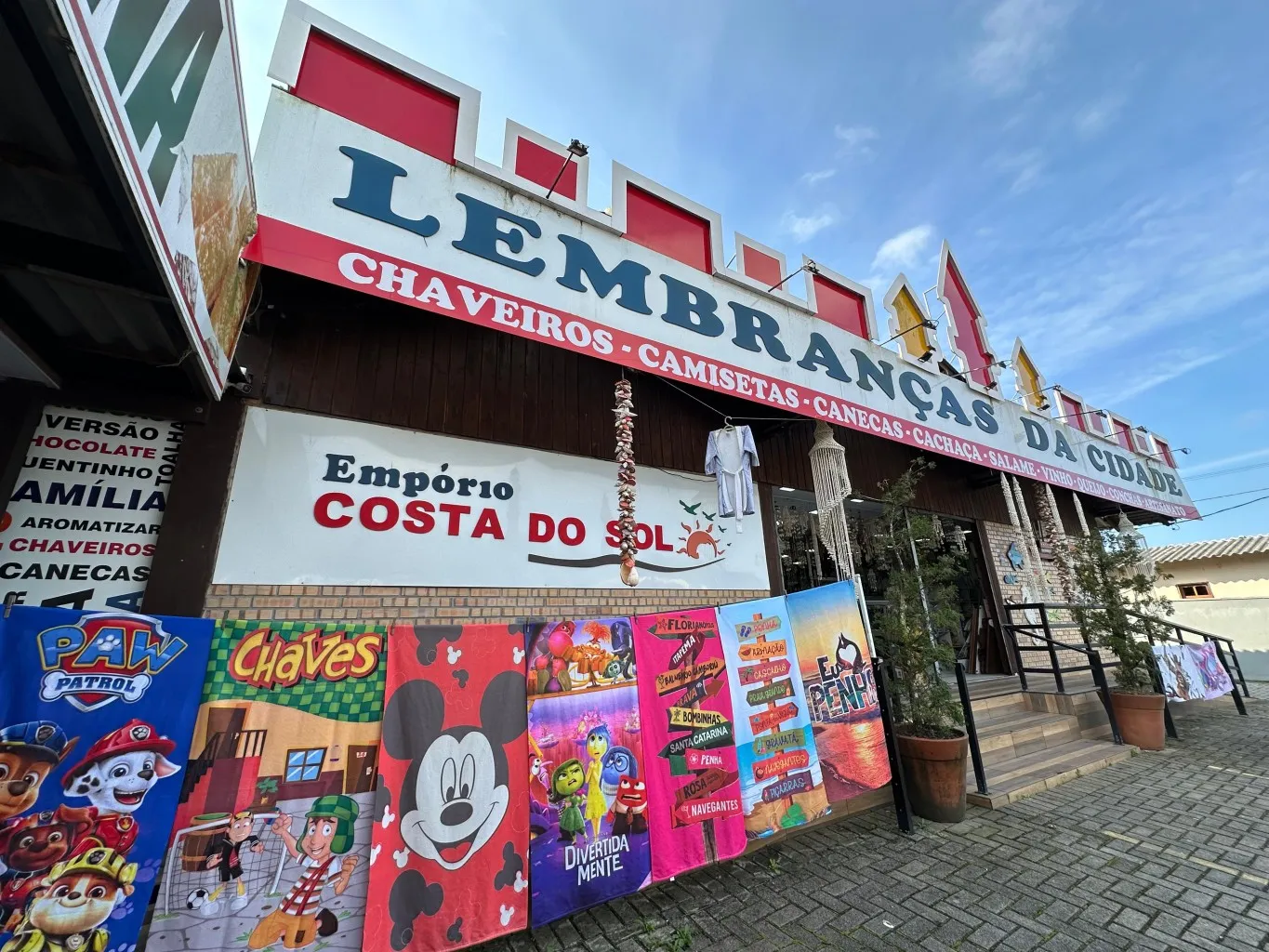 Loja térrea comercial disponível para locação no bairro São Cristóvão, em Balneário Piçarras/SC. — foto 4