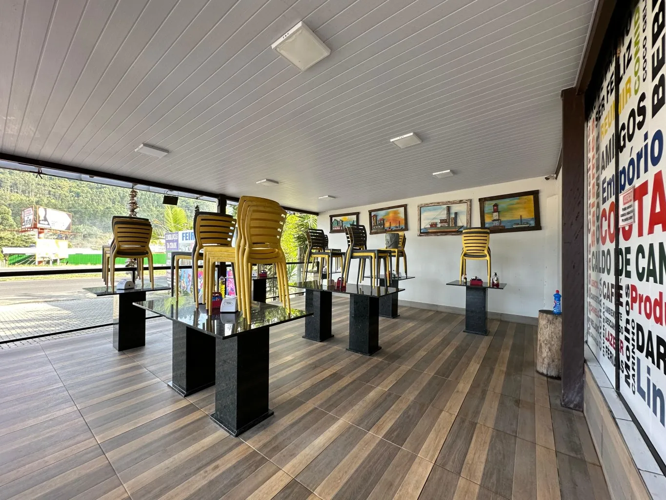 Loja térrea comercial disponível para locação no bairro São Cristóvão, em Balneário Piçarras/SC. — foto 7