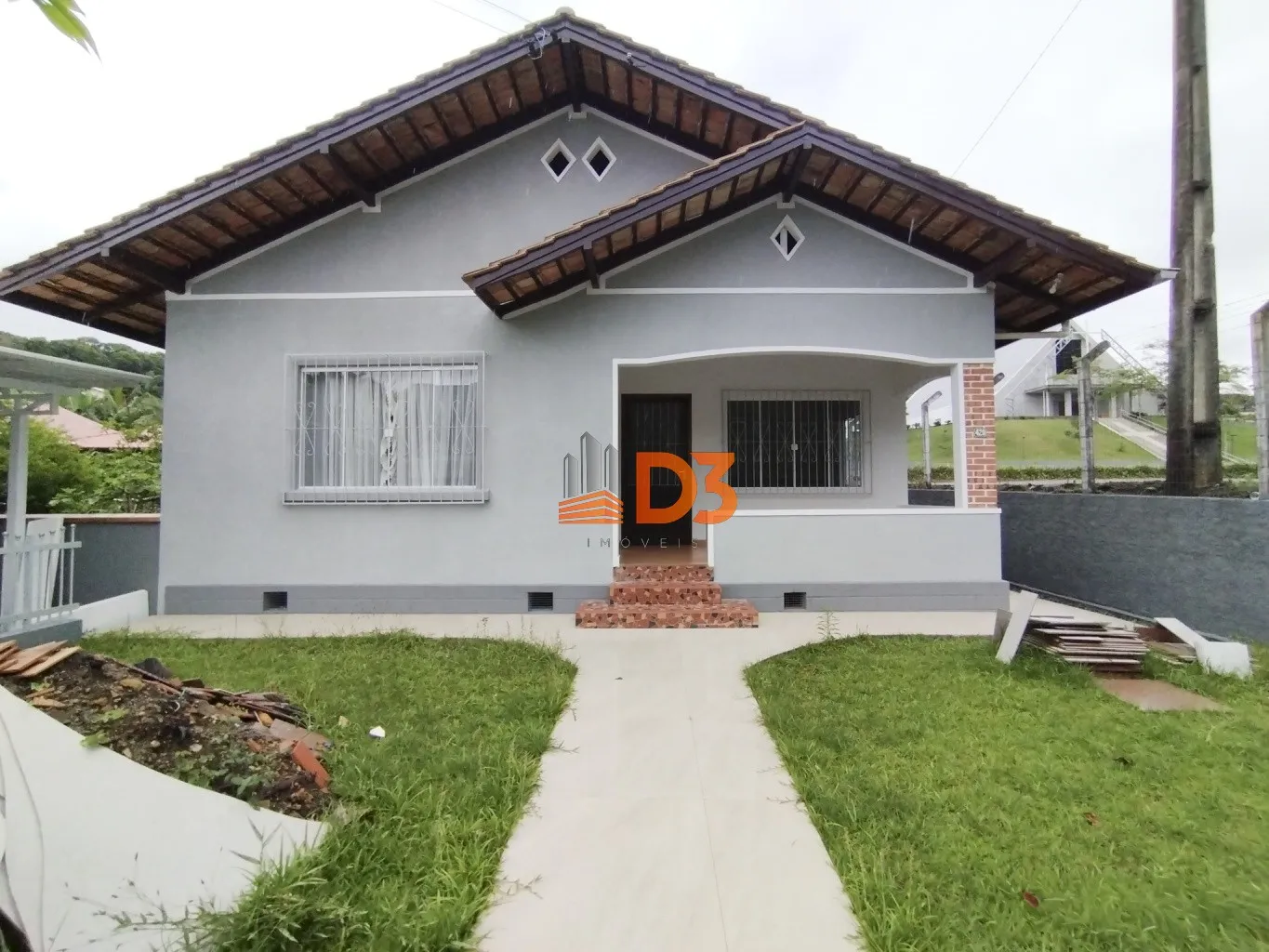 Casa para locação no bairro Itoupava Central - foto 1