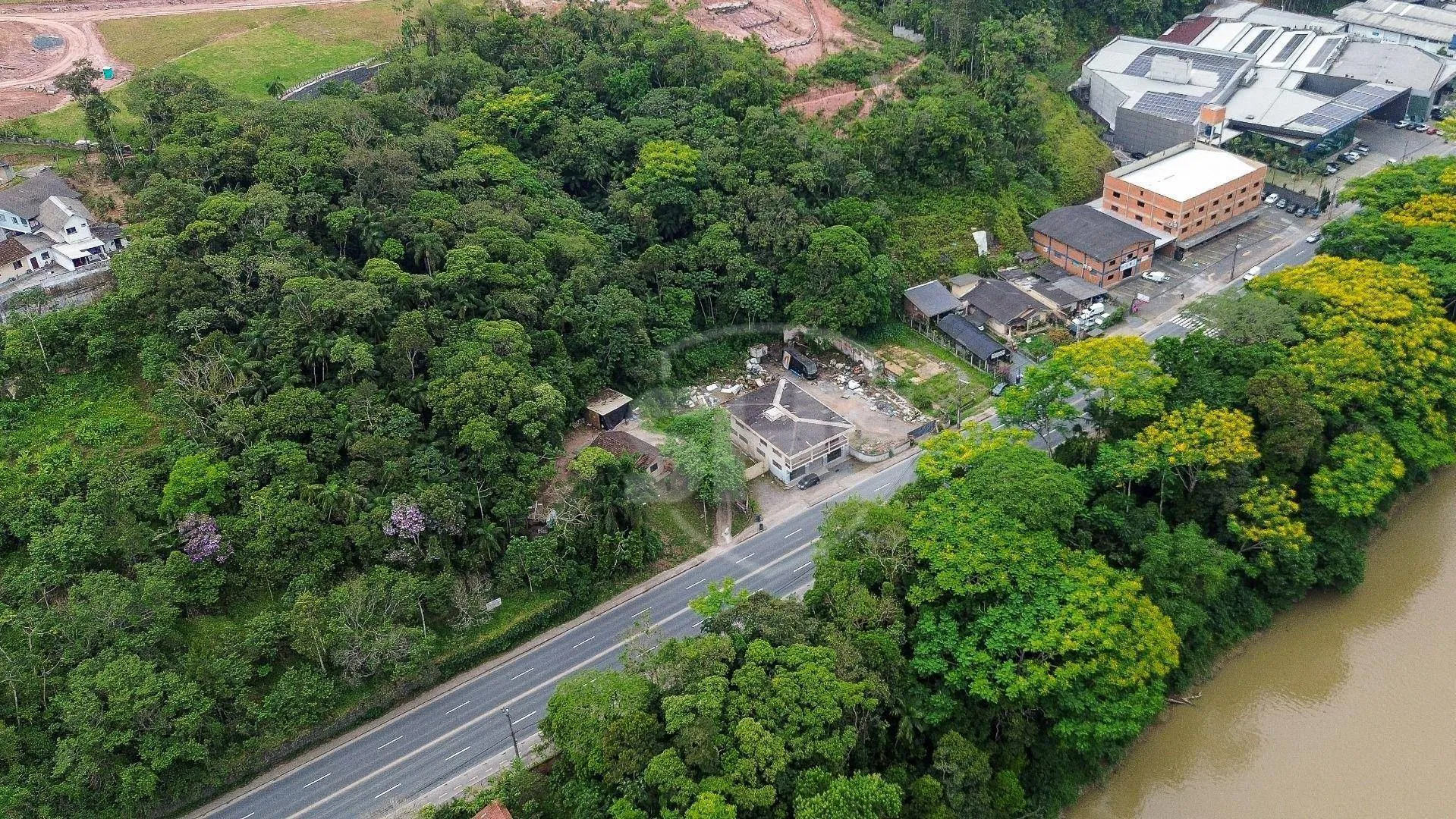 Terreno à venda, 6357 m por R$ 3.500.000,00 - Ponta Aguda - Blumenau/SC - foto 1