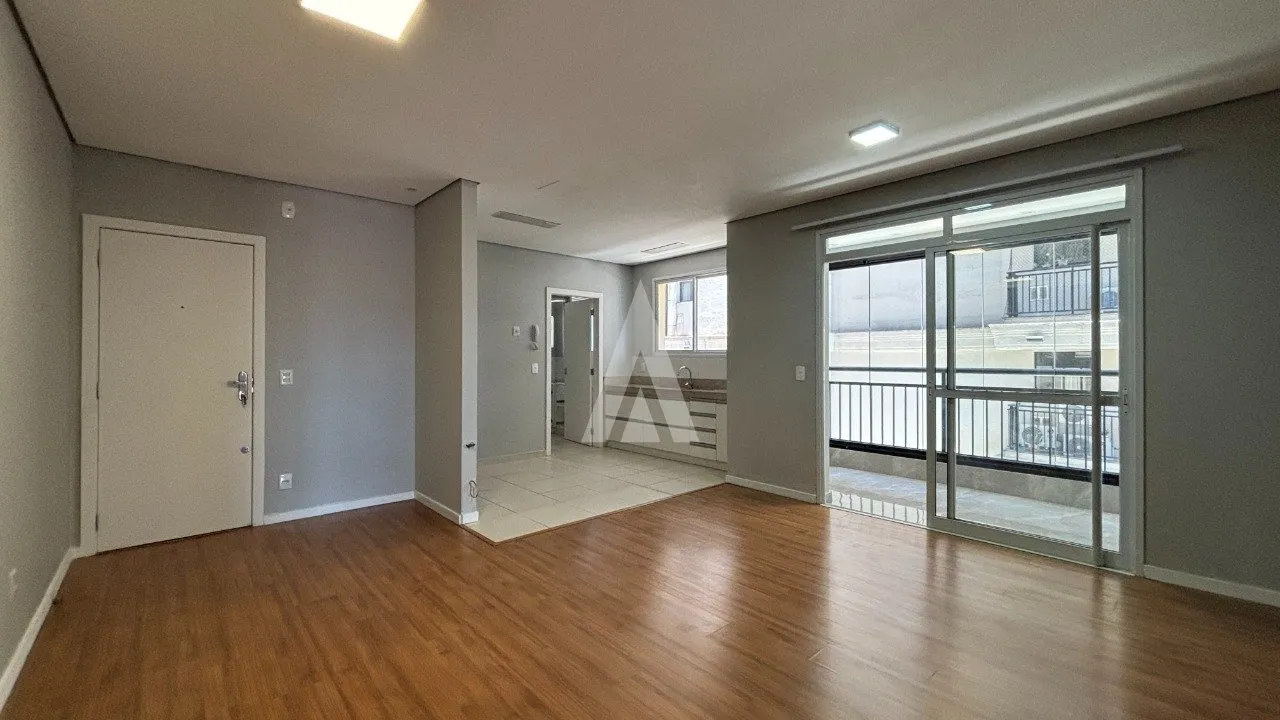 Apartamento com 1 suíte e 2 quarto(s) à venda no bairro Anita Garibaldi em Joinville-SC por R$660.000,00. — foto 2