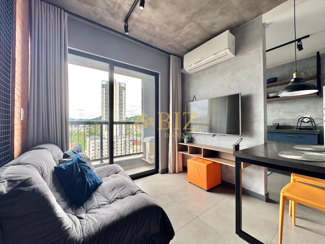 Loft mobiliado e equipado com vaga de garagem no Bairro Itoupava Seca! — foto 2