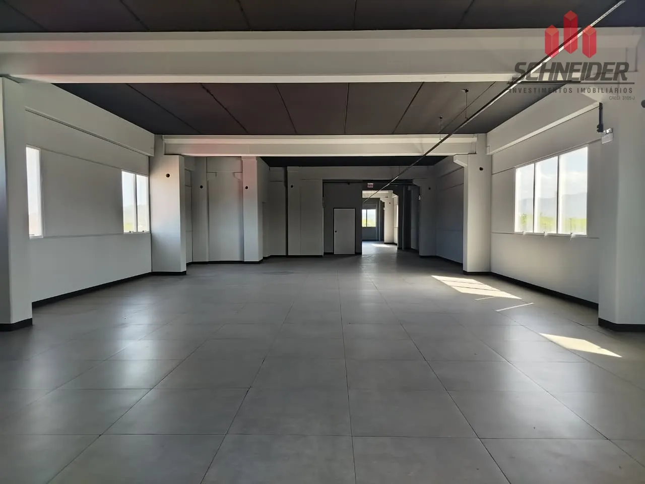 Sala comercial para alugar no bairro Nações em Indaial/SC — foto 5