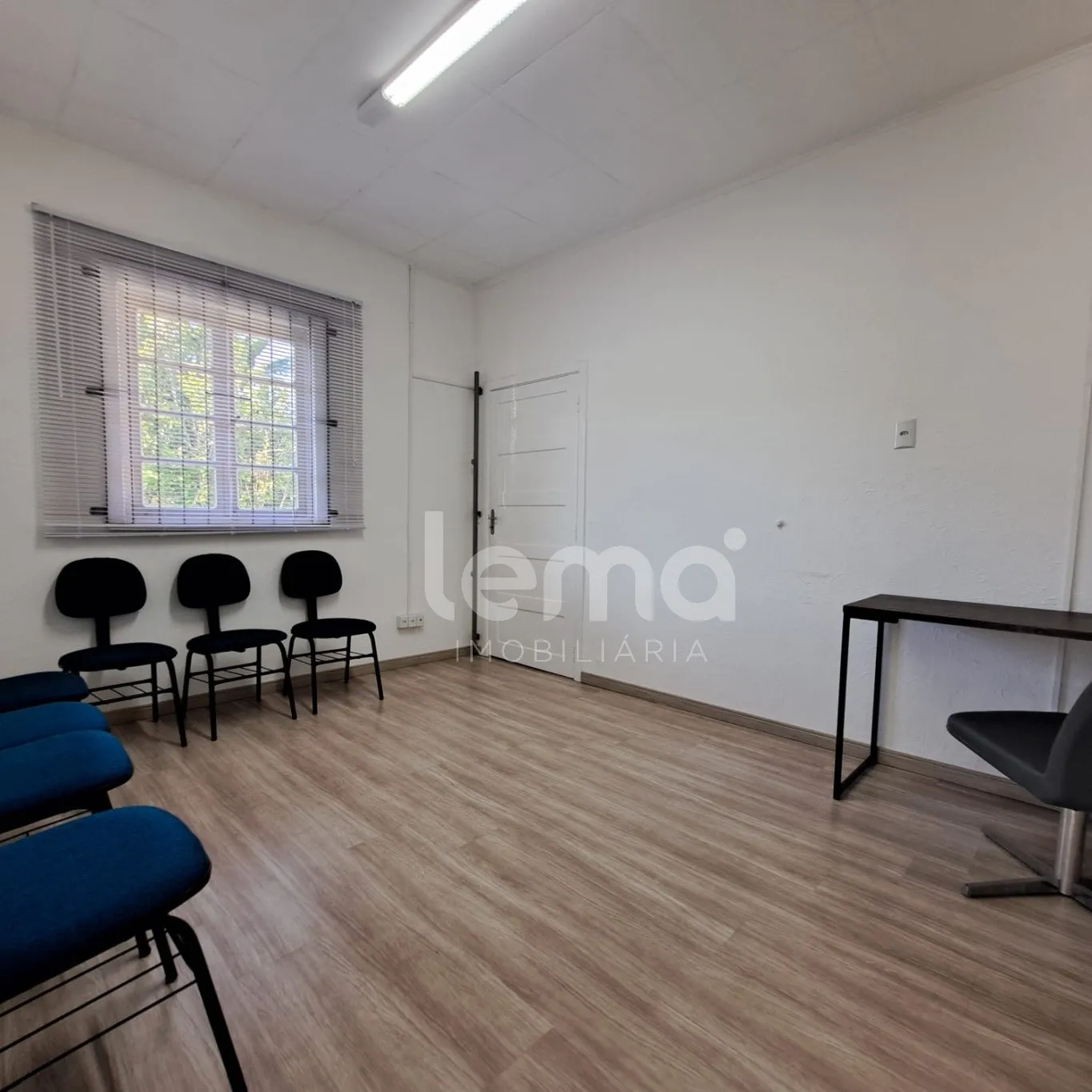 Casa Comercial e Residencial na Rua General Osório, bairro Velha - Blumenau/SC. — foto 6