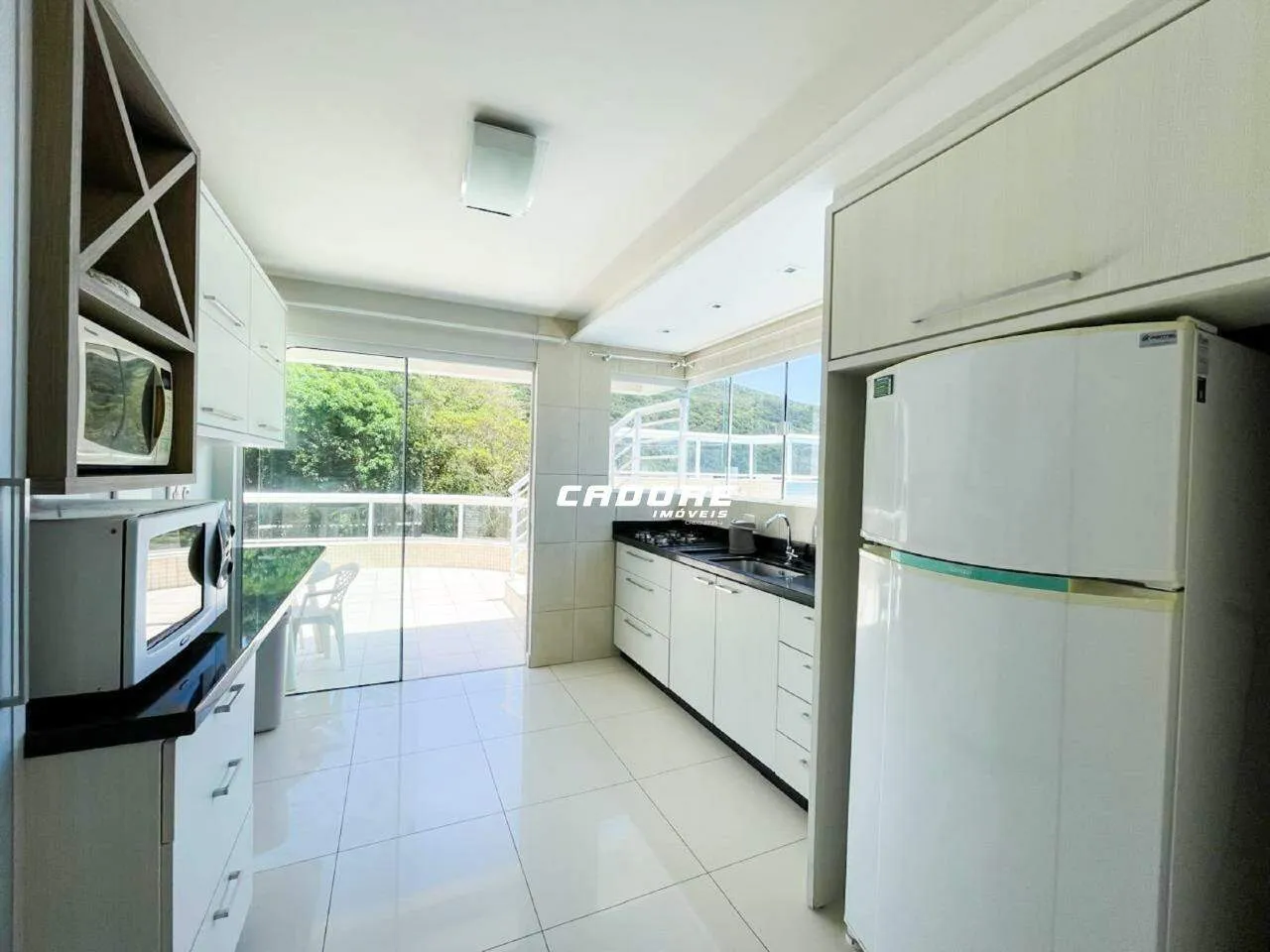 Apartamento de Alto Padrão com 3 Suítes em Bombinhas | Cadore Imóveis — foto 3