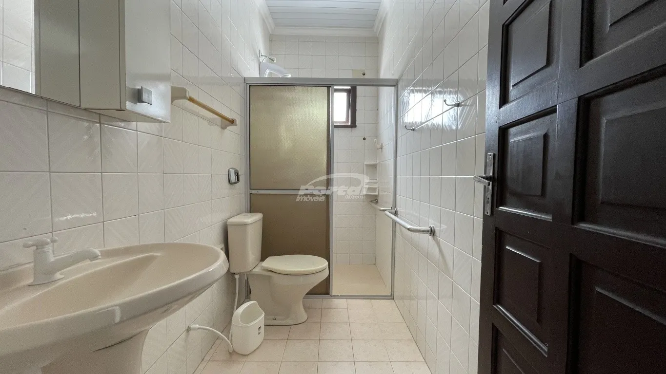 Apartamento no centro de Penha, apenas 80 metros do mar — foto 4