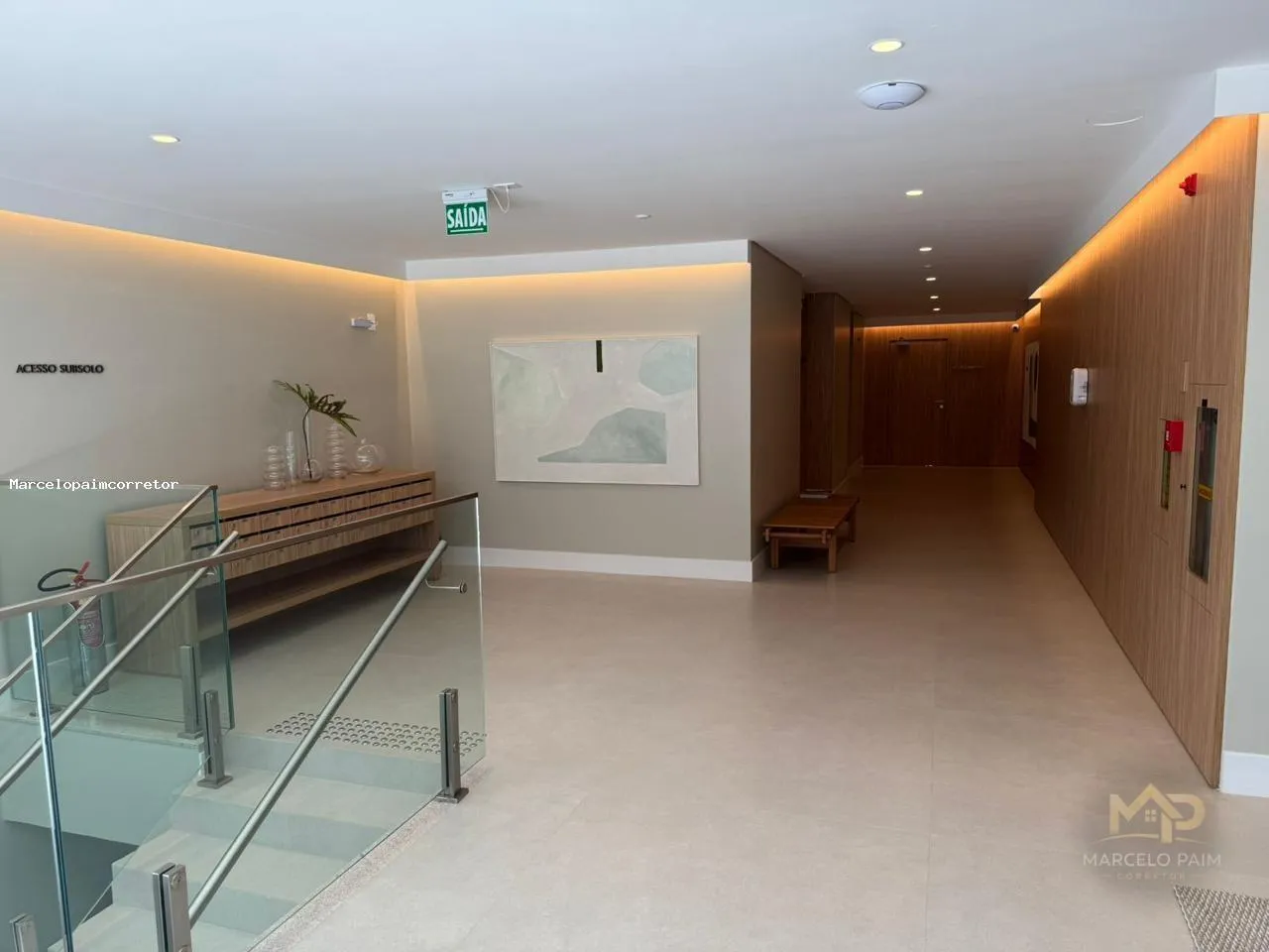 Apartamento para Venda em Florianópolis, Jurerê, 3 dormitórios, 3 suítes, 4 banheiros, 2 vagas - foto 1