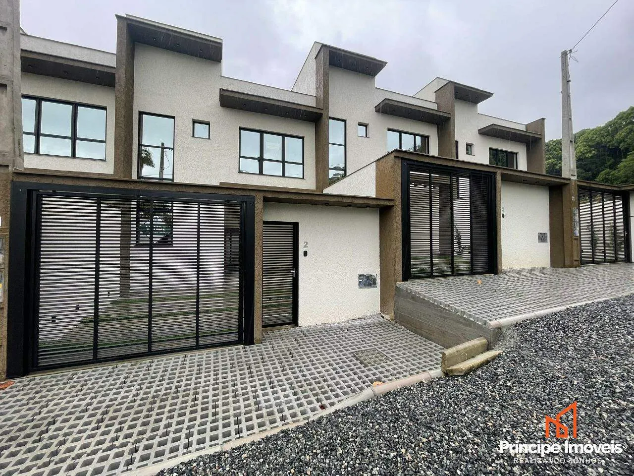 Geminado com 3 quartos no Glória em Joinville — foto 2