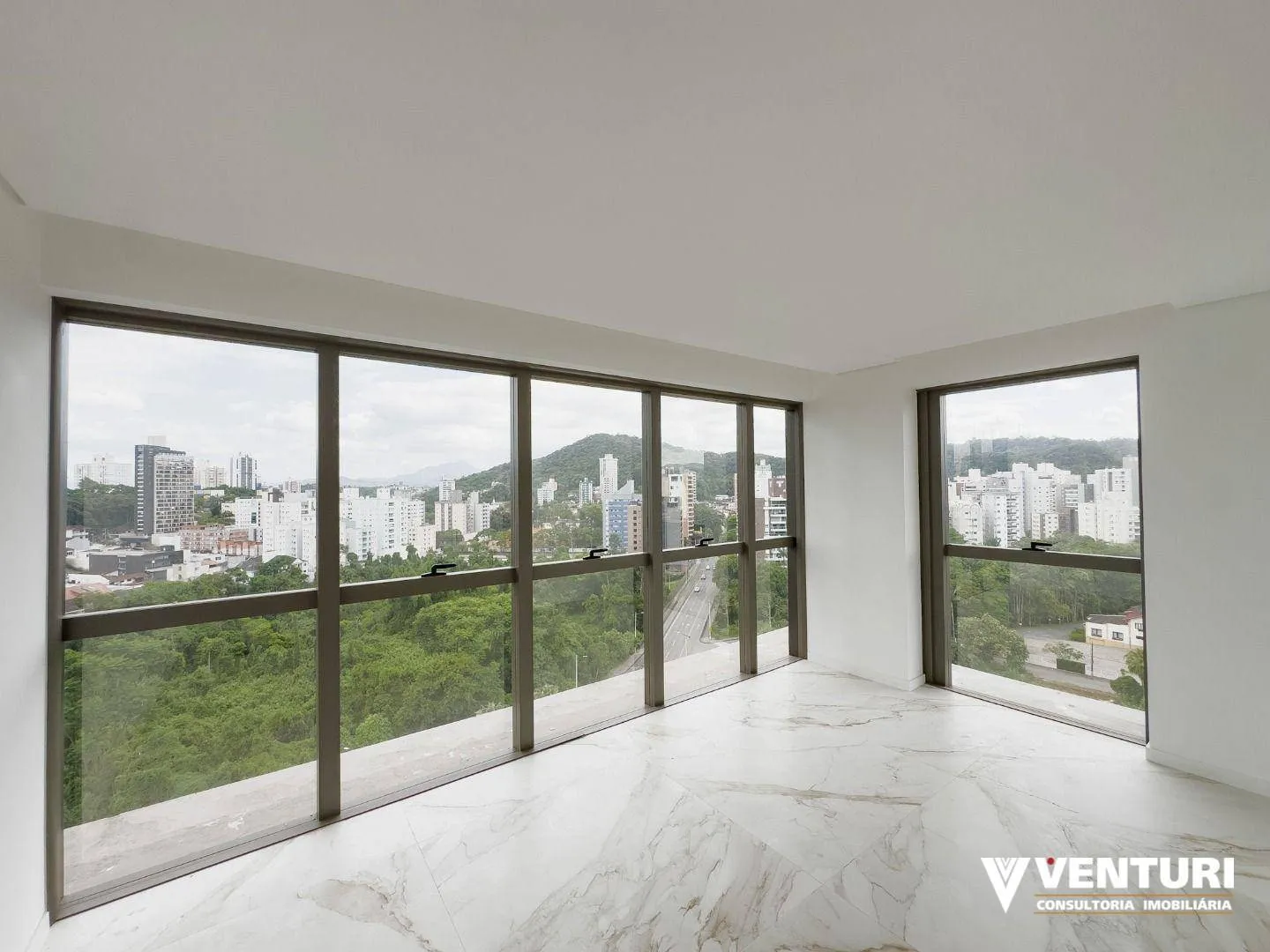 Apartamento à venda, 151 m por R$ 1.950.000,00 - Victor Konder - Blumenau/SC — foto 2