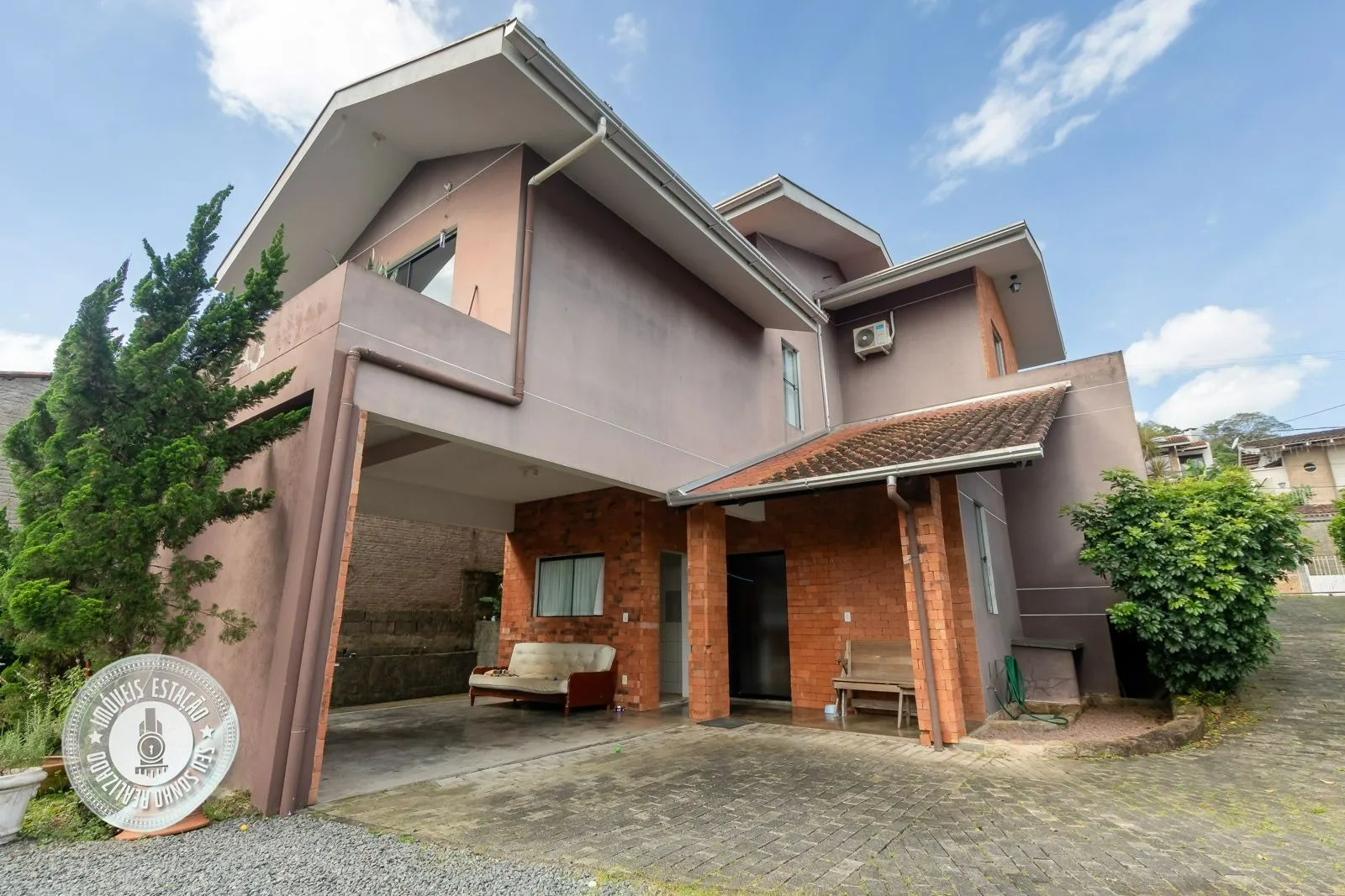 Casa · à venda · 3 quartos · 156m² · Velha Central, Blumenau