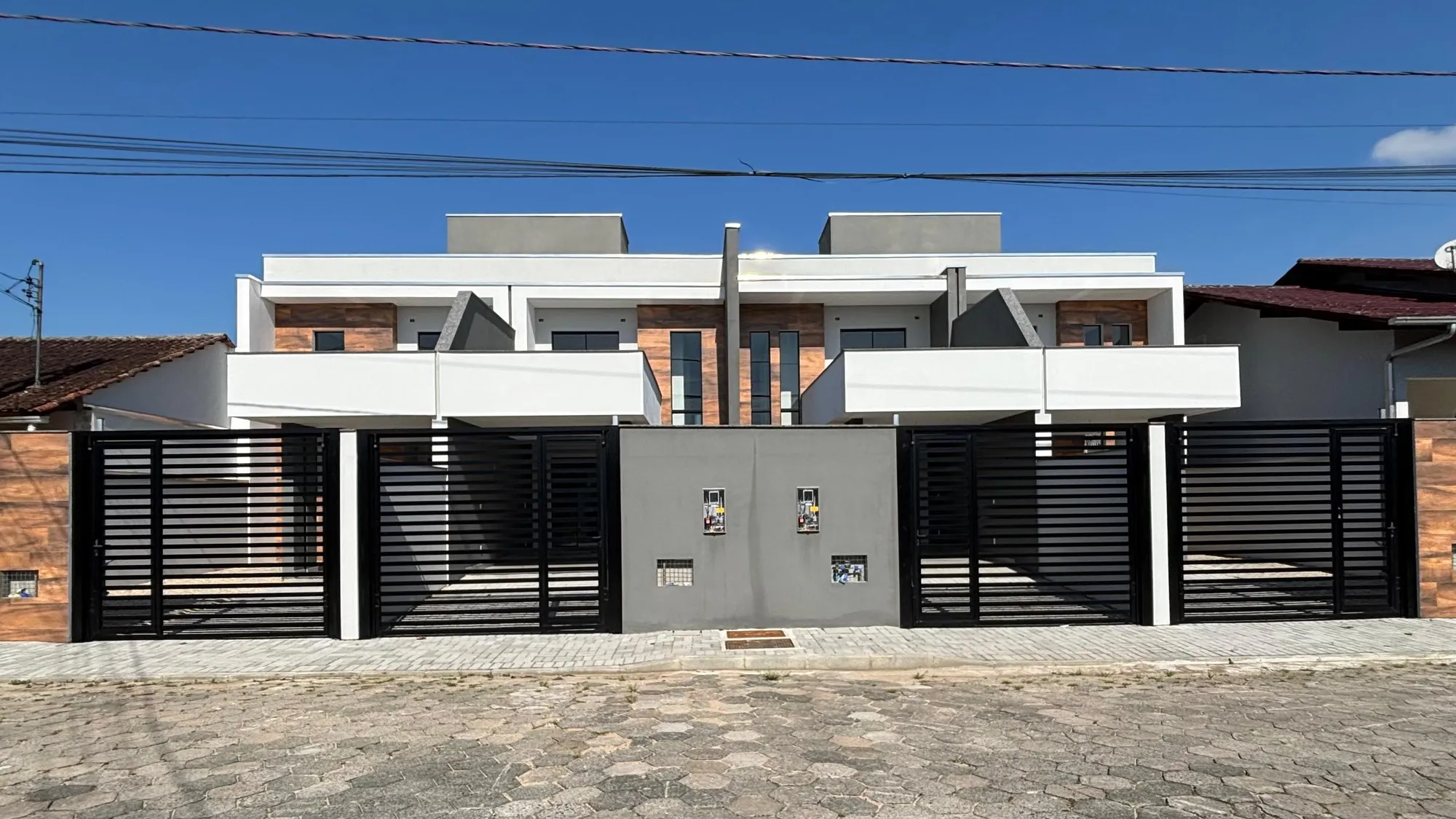 Sobrado à venda em Poço Grande - Gaspar/SC! - foto 1