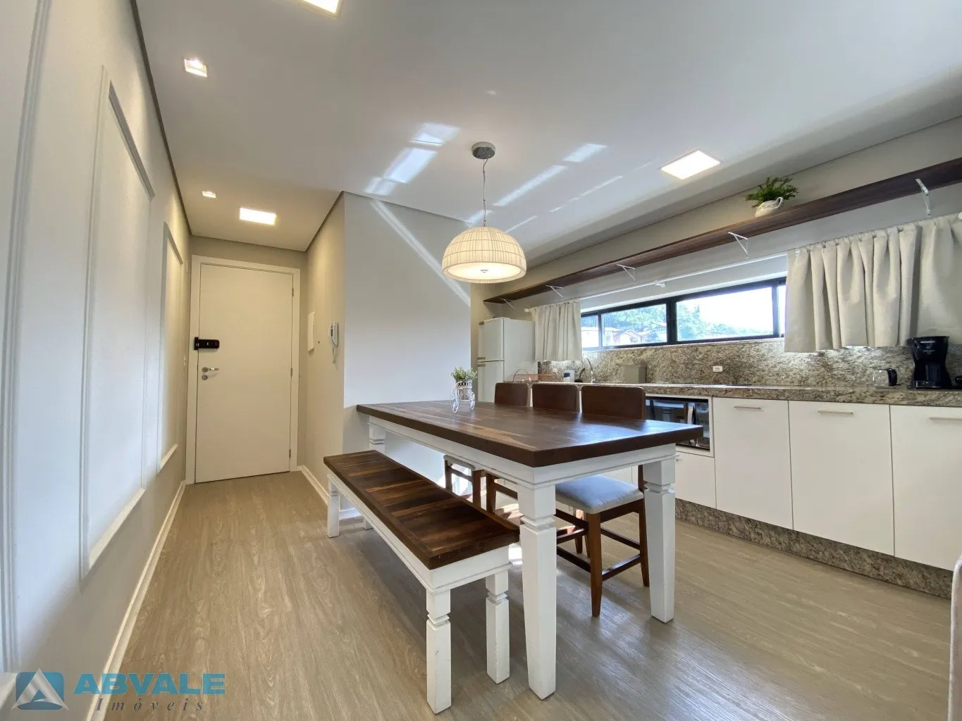 Apartamento para alugar com 2 quartos e 1 suíte, 1 vaga, 57m² no Velha, Blumenau