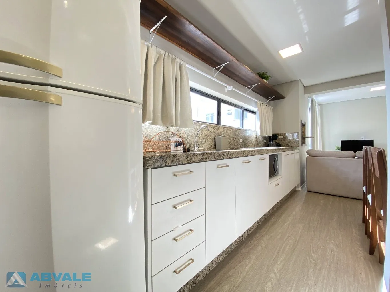Apartamento para alugar com 2 quartos e 1 suíte, 1 vaga, 57m² na região do bairro Velha, próximo à Rua João Pessoa, Blumenau — foto 4