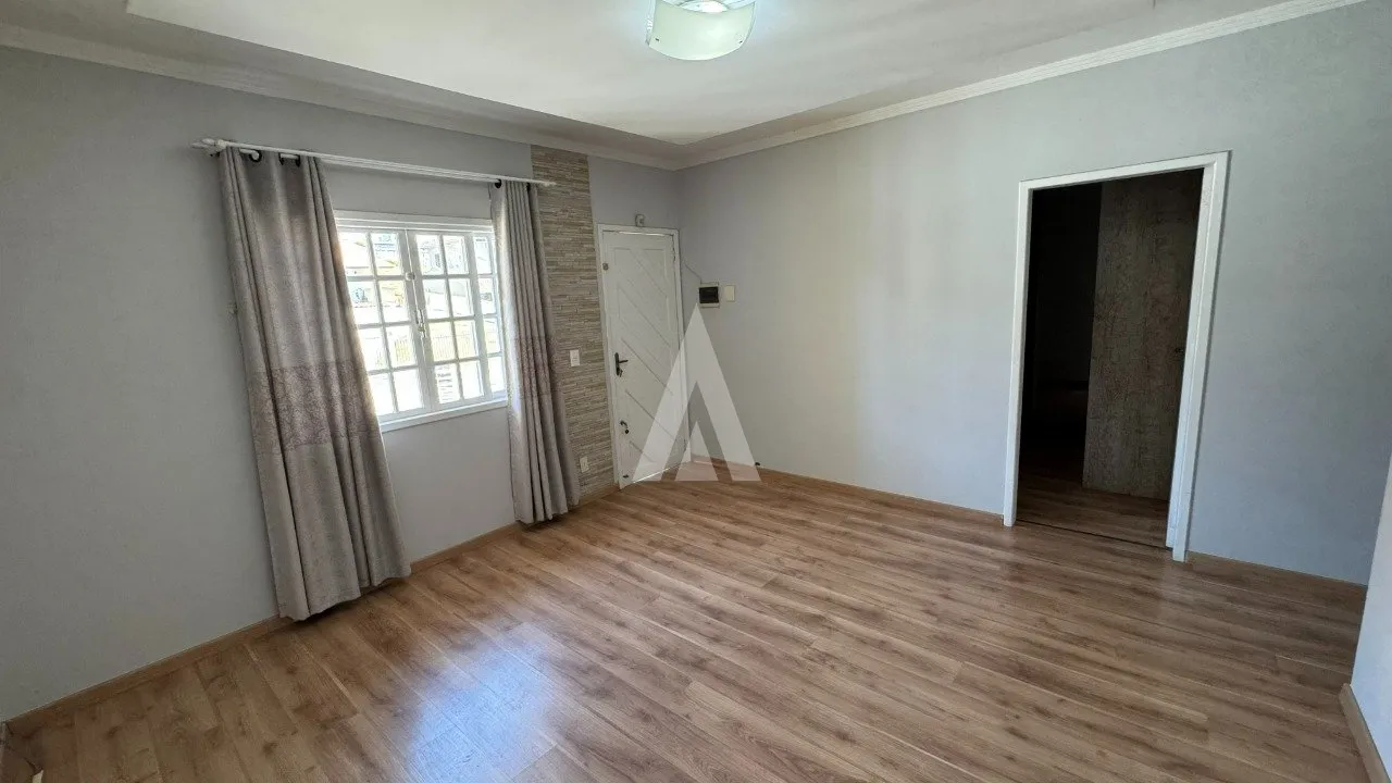 Casa com 3 quartos à venda no bairro Costa e Silva em Joinville-SC de R$680.000,00 por R$650.000,00. — foto 2