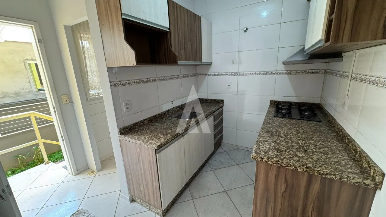 Casa com 3 quartos à venda no bairro Costa e Silva em Joinville-SC de R$680.000,00 por R$650.000,00. — foto 3
