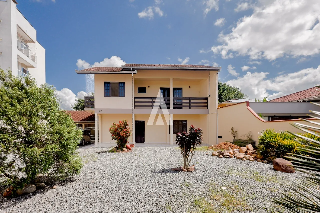 Casa com 1 suíte e 2 quartos à venda no bairro Iririú em Joinville-SC por R$1.090.000,00. - foto 1