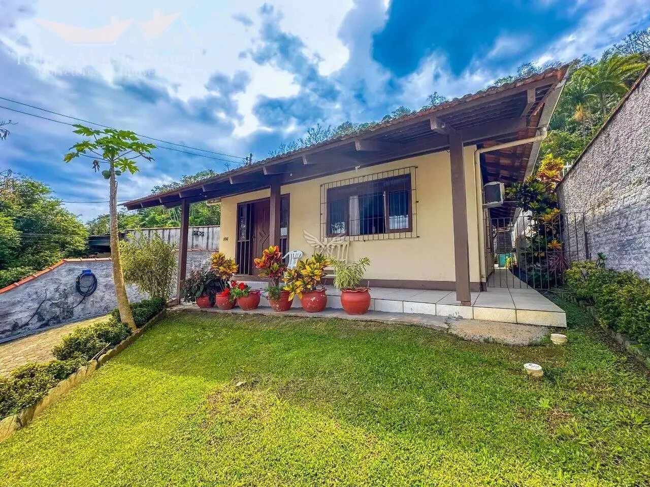 Casa Averbada com Amplo Terreno à Venda no Bairro Salto Weissbach Blumenau/SC Ref. 1567 — foto 2