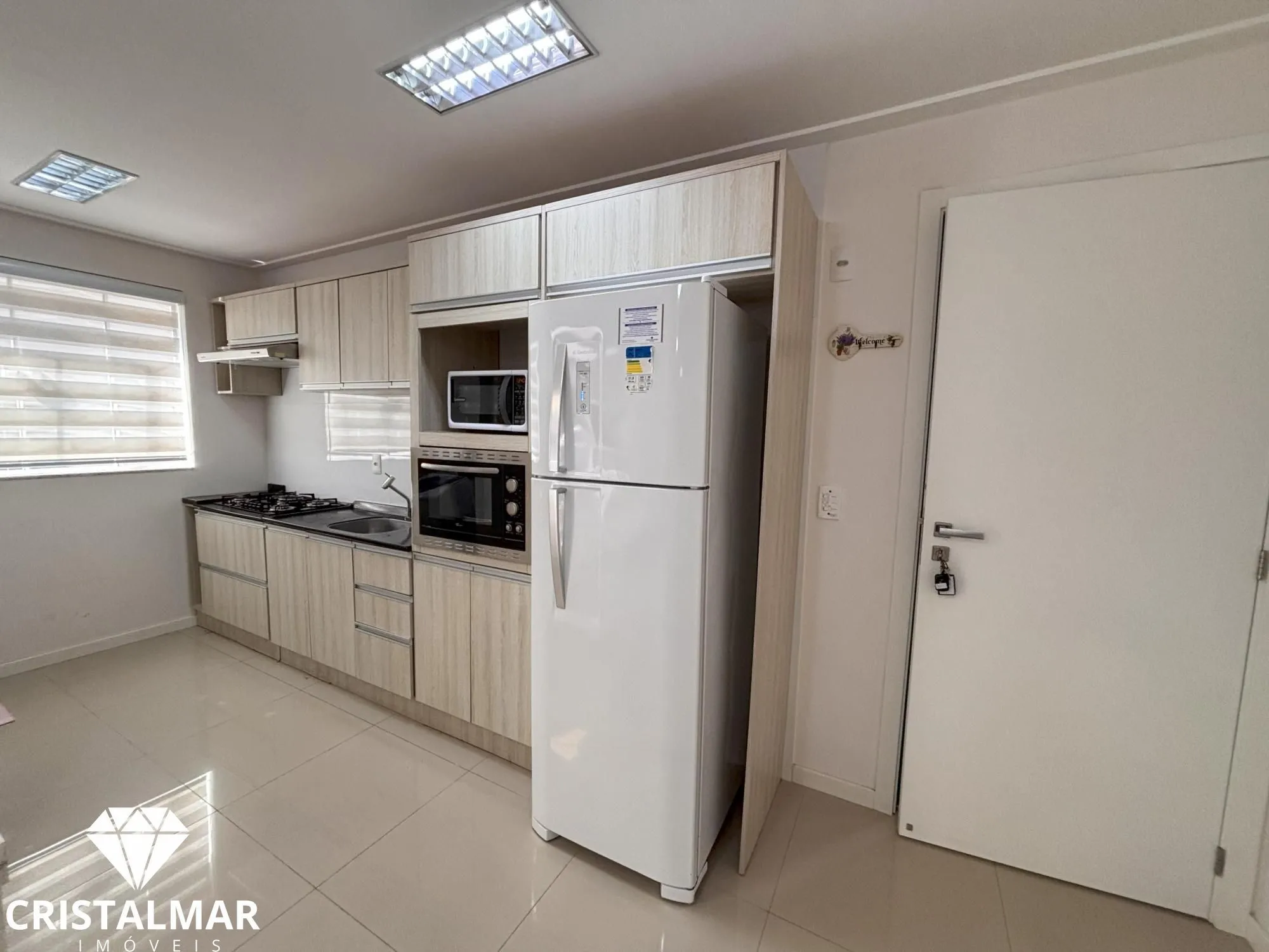 OPORTUNIDADE EM CONDOMINIO FECHADO- APTO MOBILIADO A 250 METROS DA PRAIA — foto 5