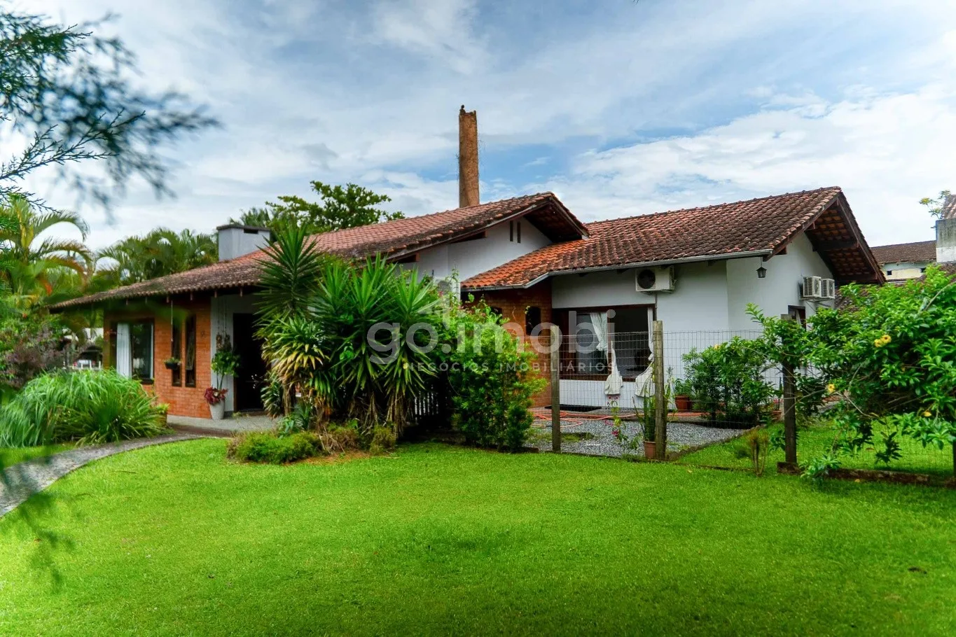 CASA EM TIMBÓ BAIRRO QUINTINO PRÓXIMO CENTRO - foto 1
