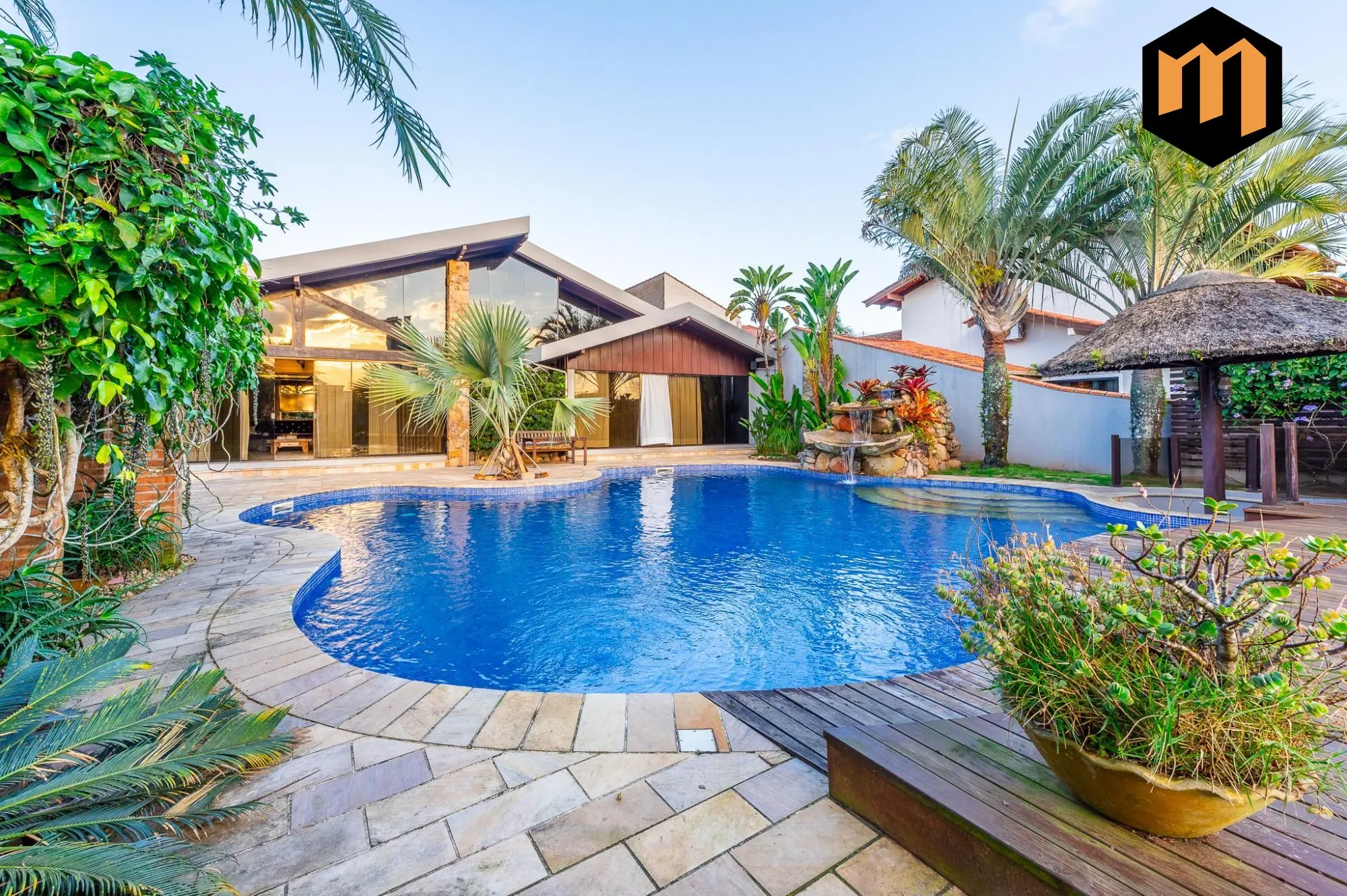 Casa com 550 m Piscina - Bairro Itoupava Norte - Blumenau/SC Venda ou Locação - foto 1