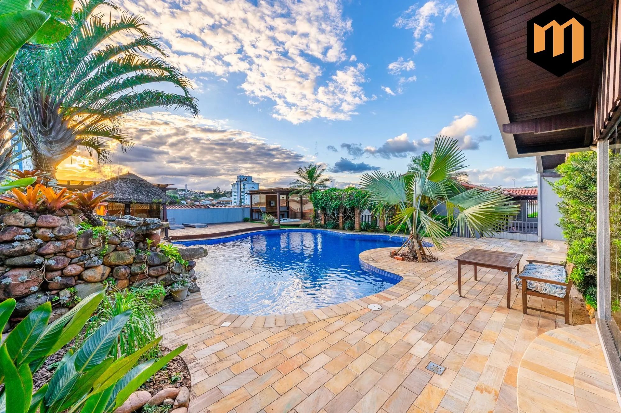 Casa com 550 m Piscina - Bairro Itoupava Norte - Blumenau/SC Venda ou Locação — foto 4