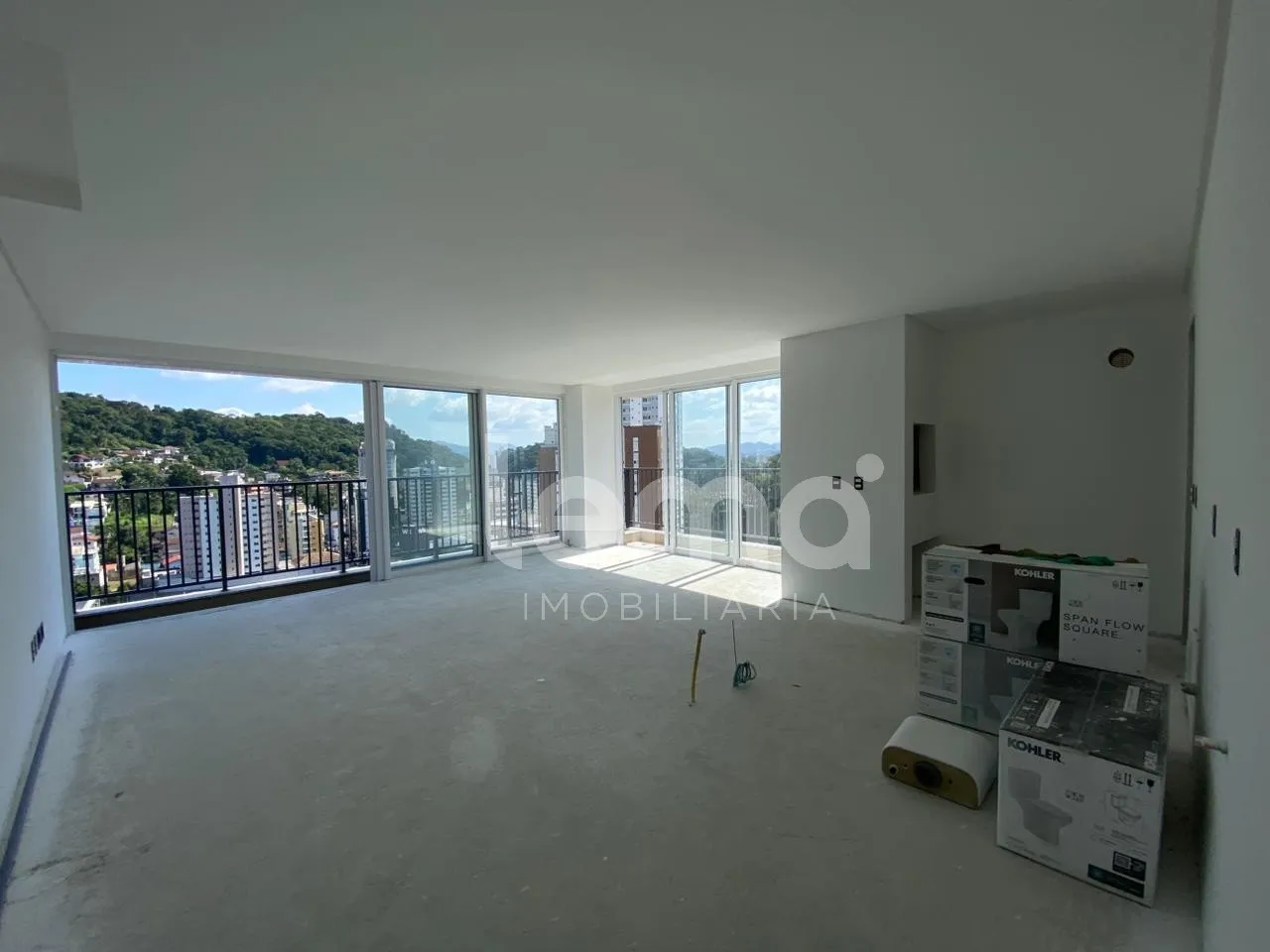 Apartamento com 3 suítes, próximo à Unimed no bairro Vila Nova em Blumenau. — foto 5