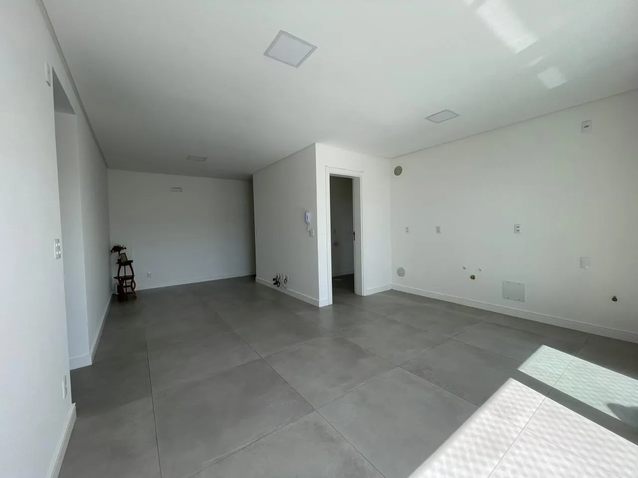 Apartamento para Venda em Blumenau, Escola Agricola, 3 dormitórios, 1 suíte, 2 banheiros, 2 vagas - foto 1