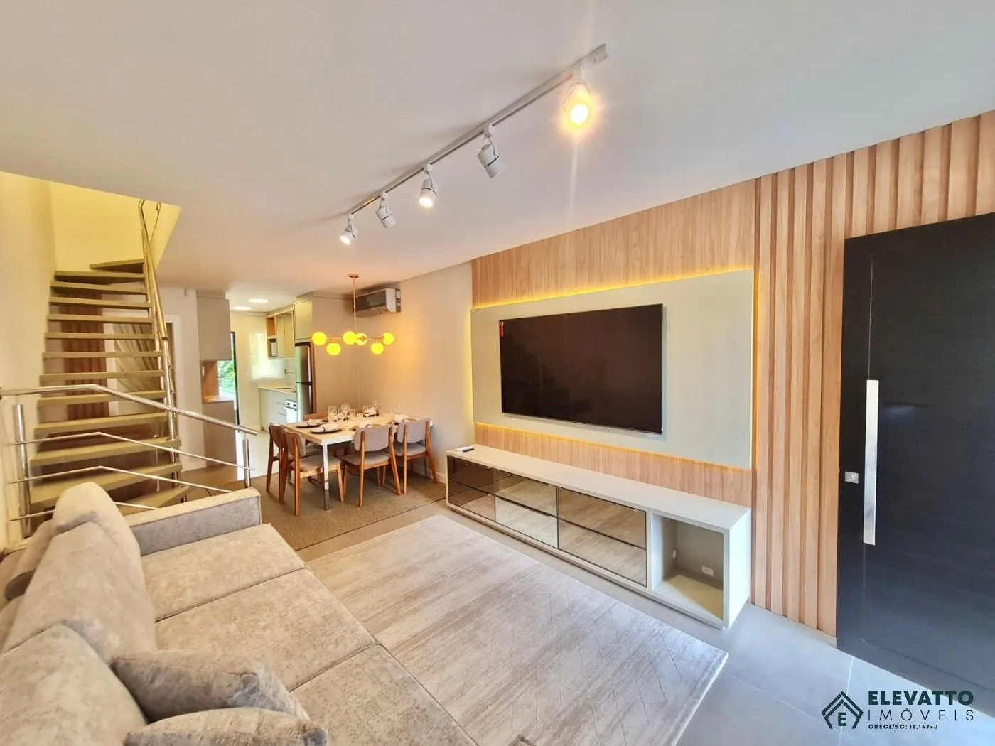 Casa para Venda em Blumenau, Água Verde, 2 dormitórios, 2 suítes, 3 banheiros, 2 vagas — foto 2