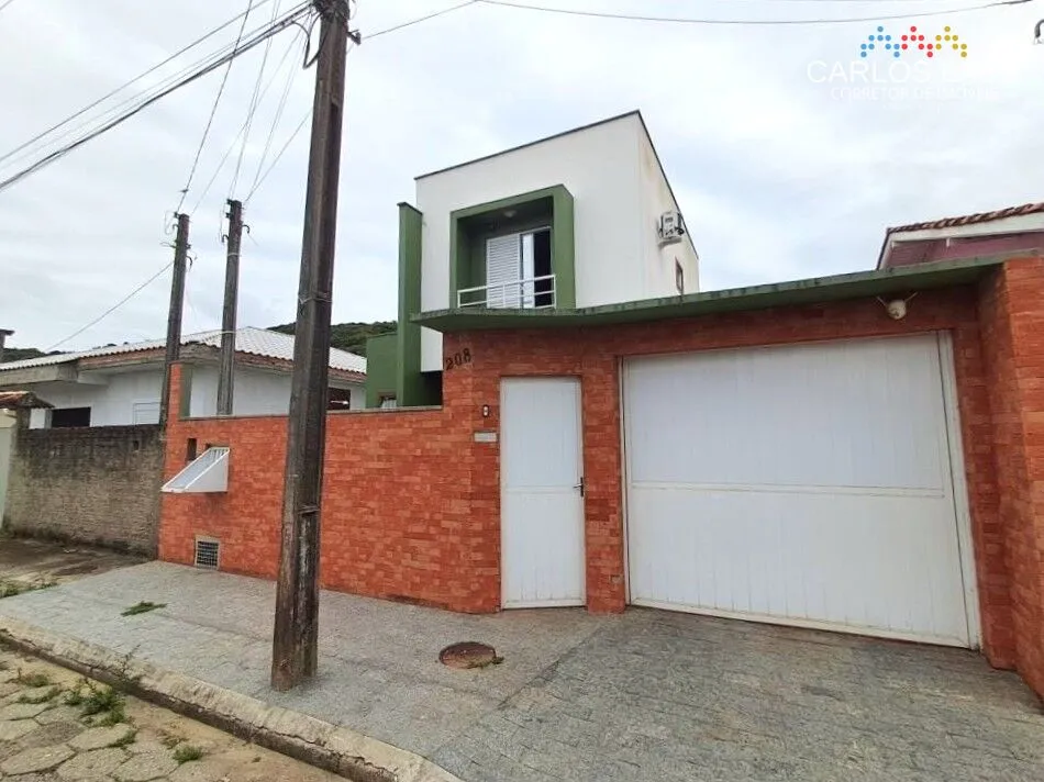 Casa à venda no bairro Campo de Fora - Laguna/SC - foto 1