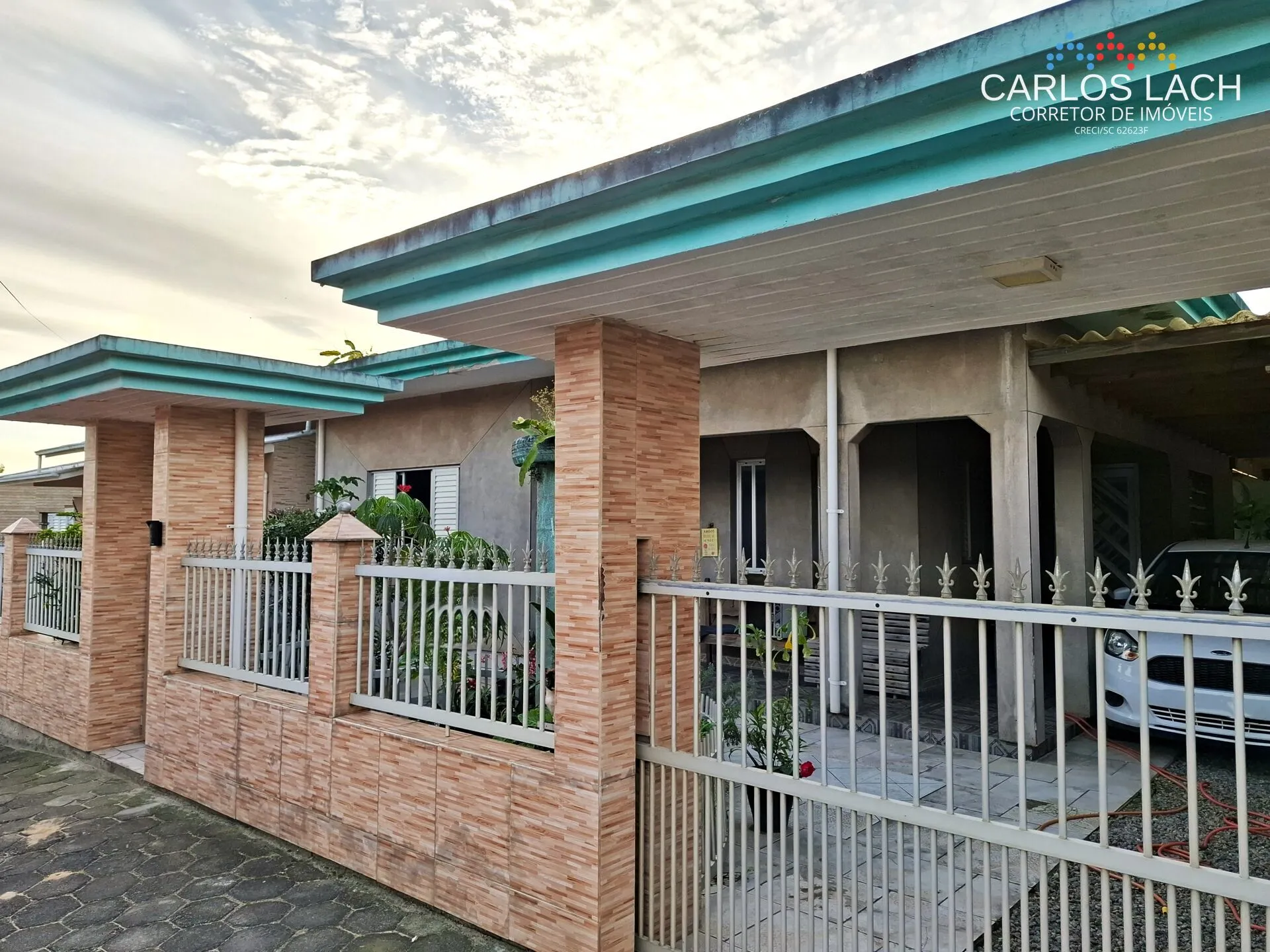 Casa à venda no bairro Cabeçuda - Laguna/SC - foto 1