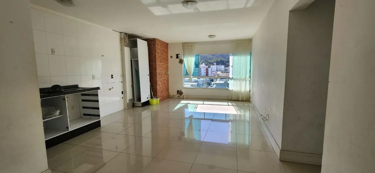Imperdível - Apartamento 2 Dormitórios com Suíte no Bairro das Nações - Balneário Camboriú — foto 2