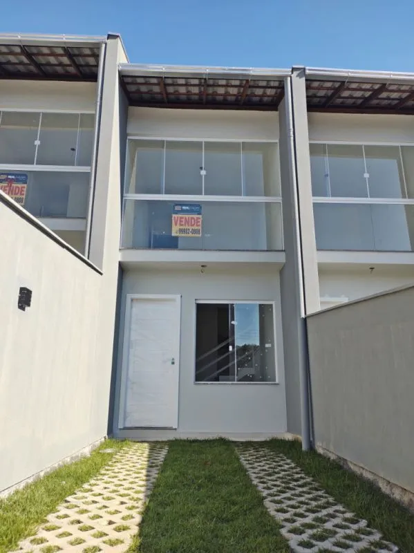 Sobrado de 2 dormitórios, 2 vagas de estacionamento e amplo quintal nos fundos, no Bairro Itoupavazinha em Blumenau SC — foto 4