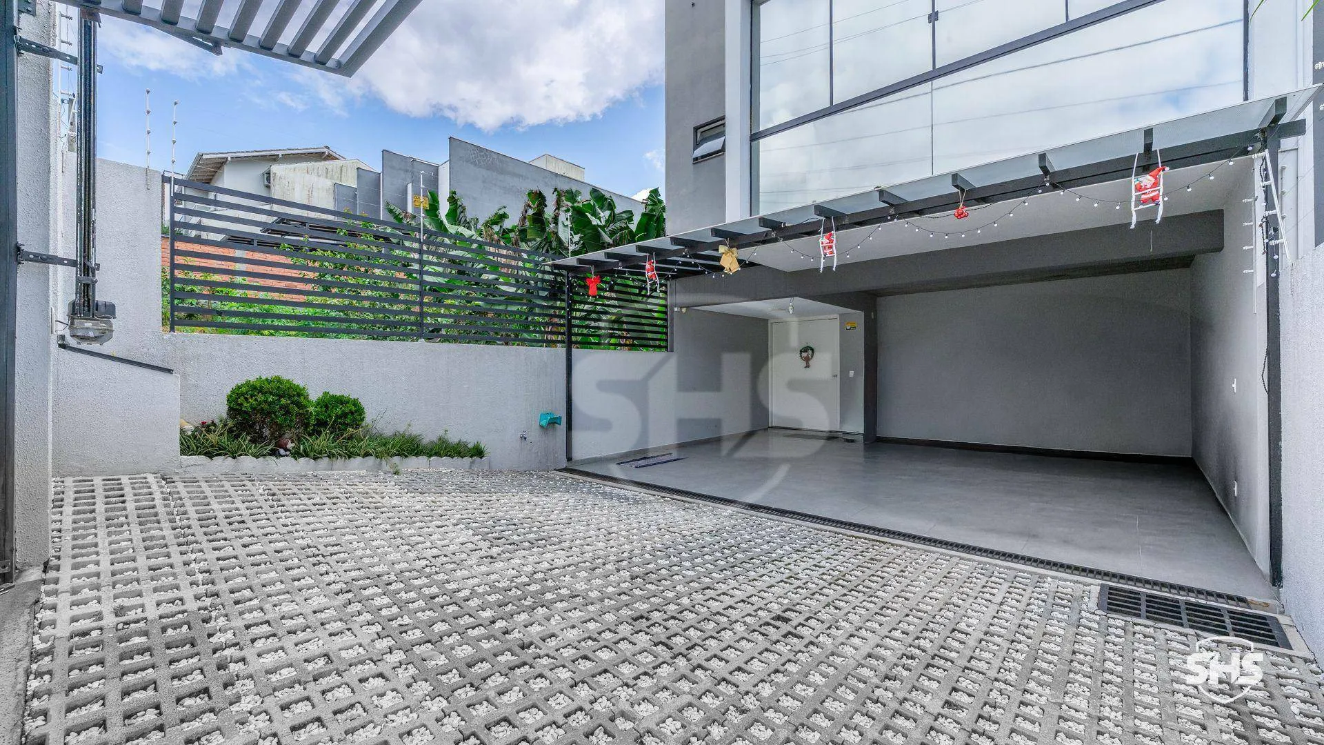Casa com 3 dormitórios à venda, 199 m por R$ 1.050.000,00 - Água Verde - Blumenau/SC - foto 1