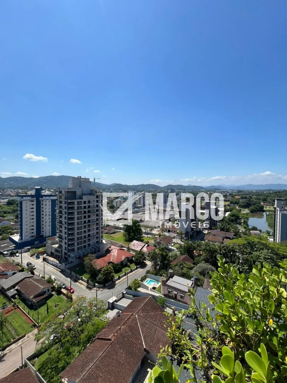 Onde exclusividade encontra elegância - seu futuro lar no icônico BERGHEIM RESIDENZ, referência de alto padrão em Timbó. — foto 5