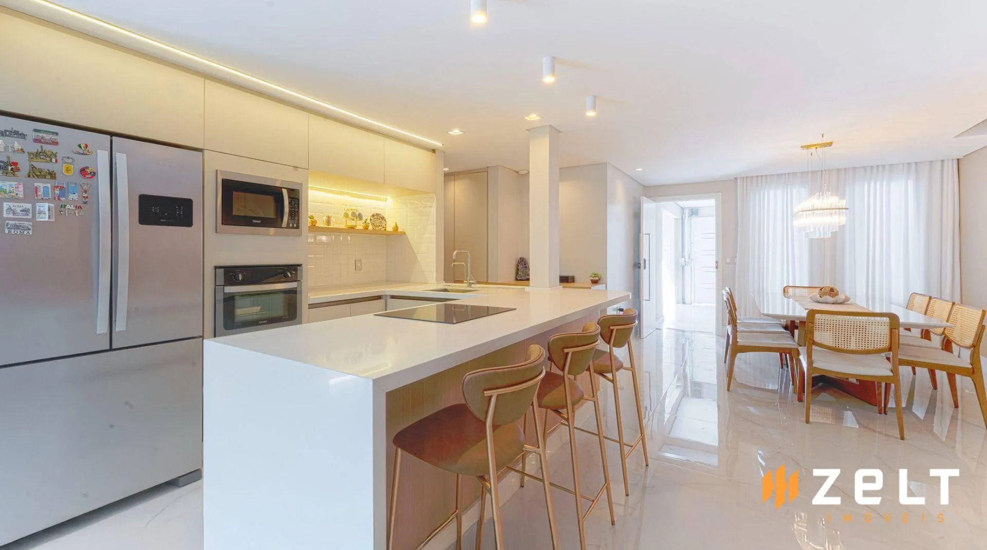 Casa com 3 dormitórios à venda, 155 m por R$ 1.800.000,00 - Velha - Blumenau/SC - foto 1