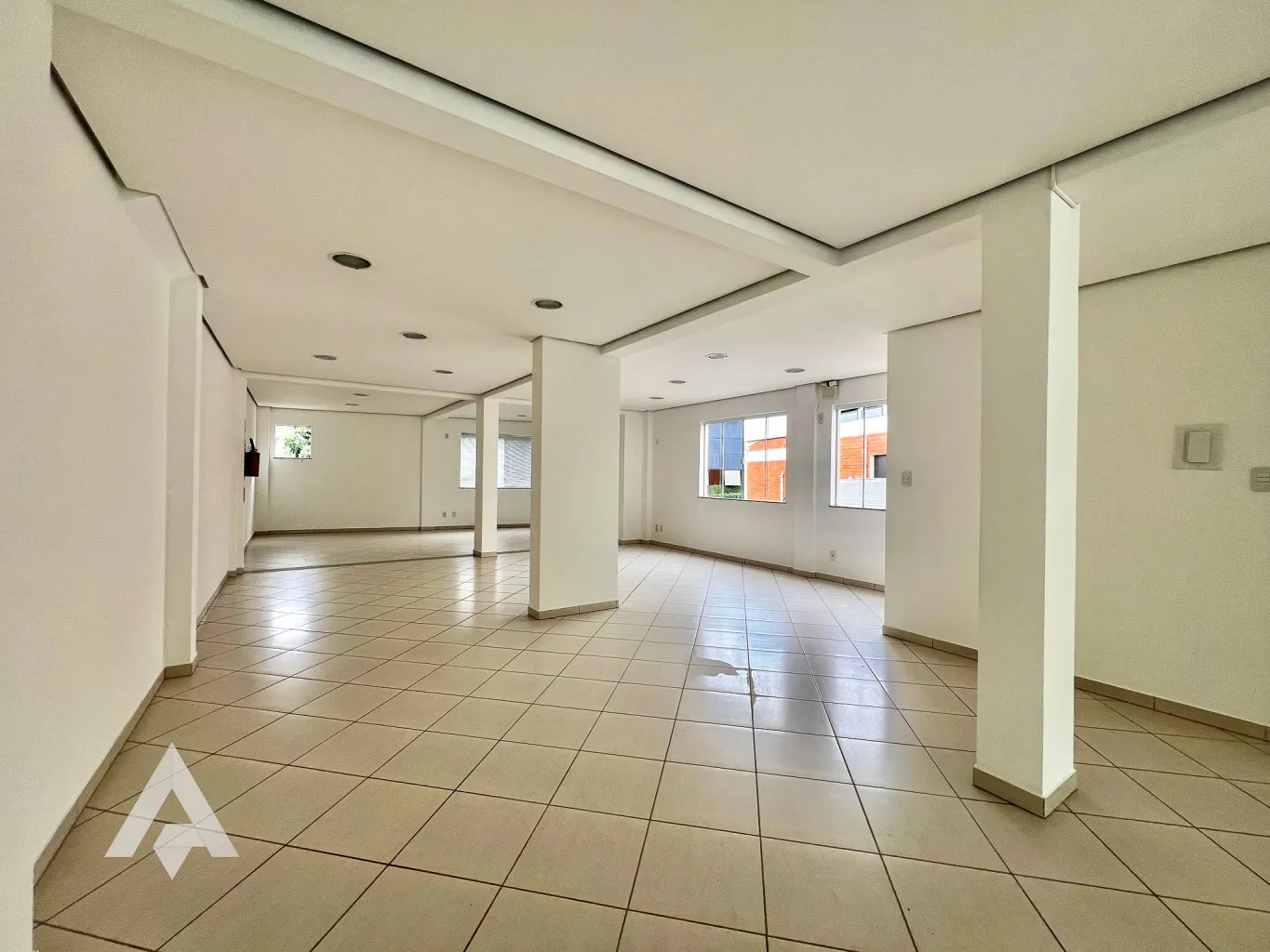 Sala de 120 m para locação por R$4.800,00 - Bairro Vorstadt - Blumenau/SC — foto 5