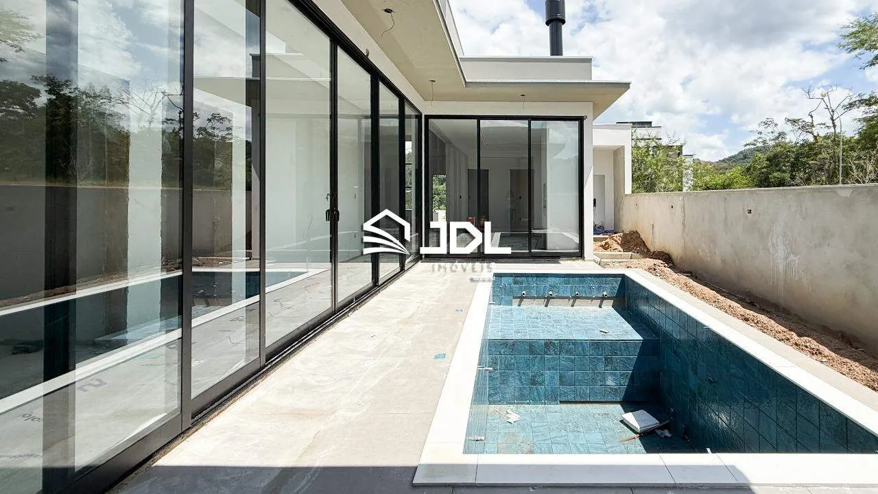 CASA PLANA EM CONDOMINIO FECHADO NA PONTA AGUDA!! - foto 1