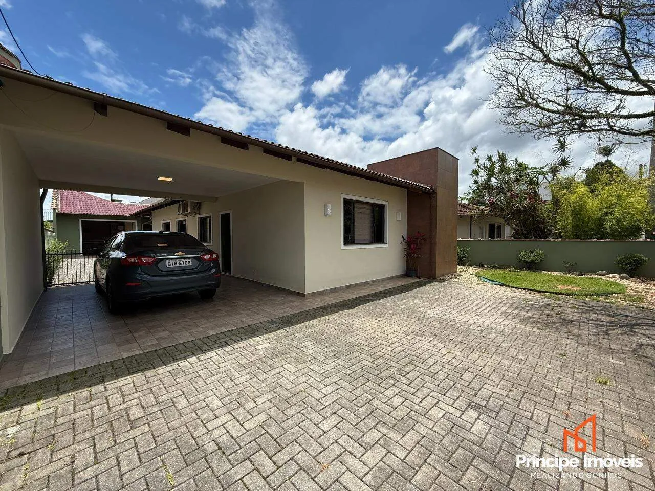 Casa com 3 quartos no Glória em Joinville - foto 1