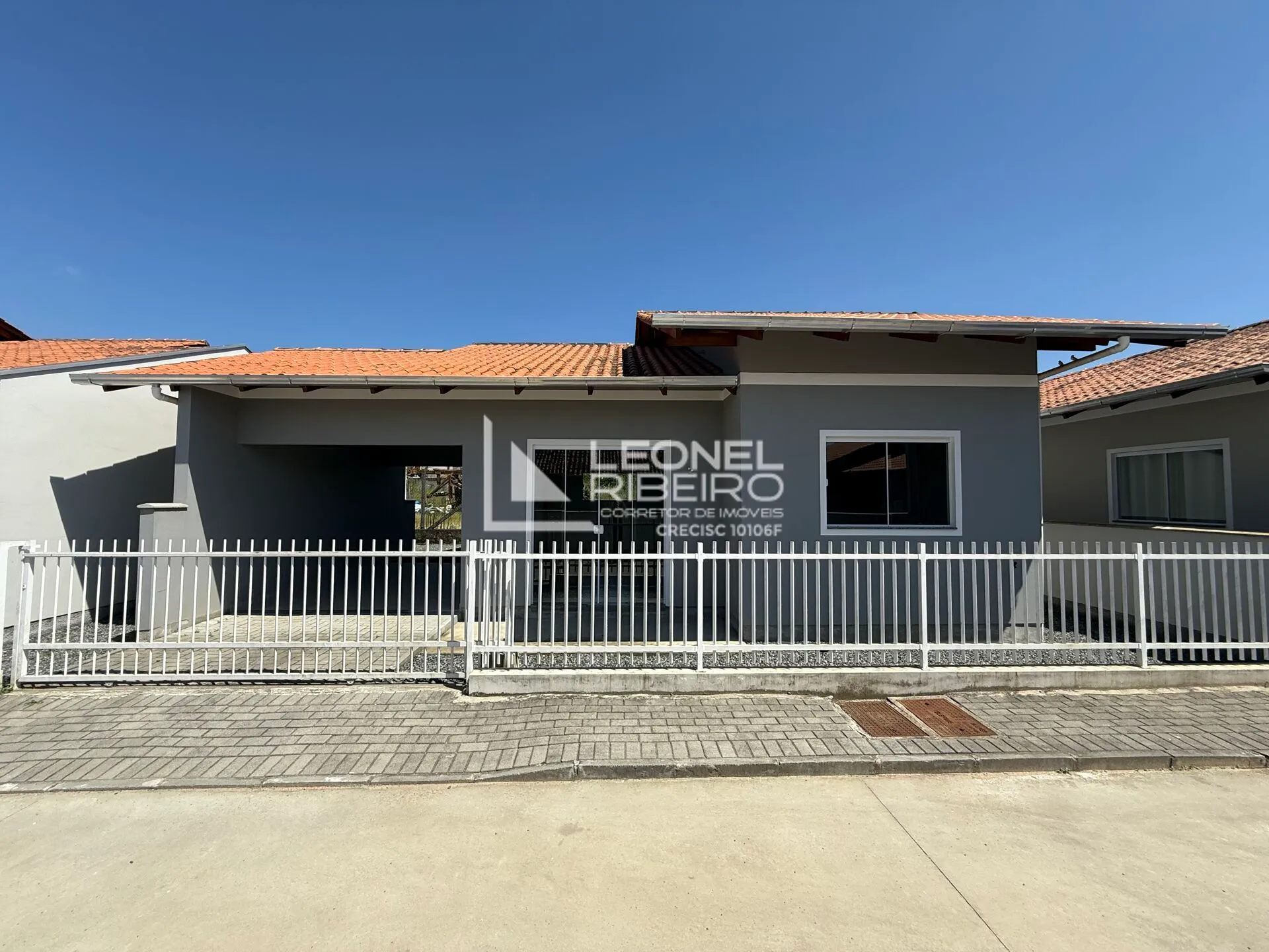 Casa à venda com 2 dormitórios, 70m no bairro Araponguinhas em Timbó/SC - foto 1