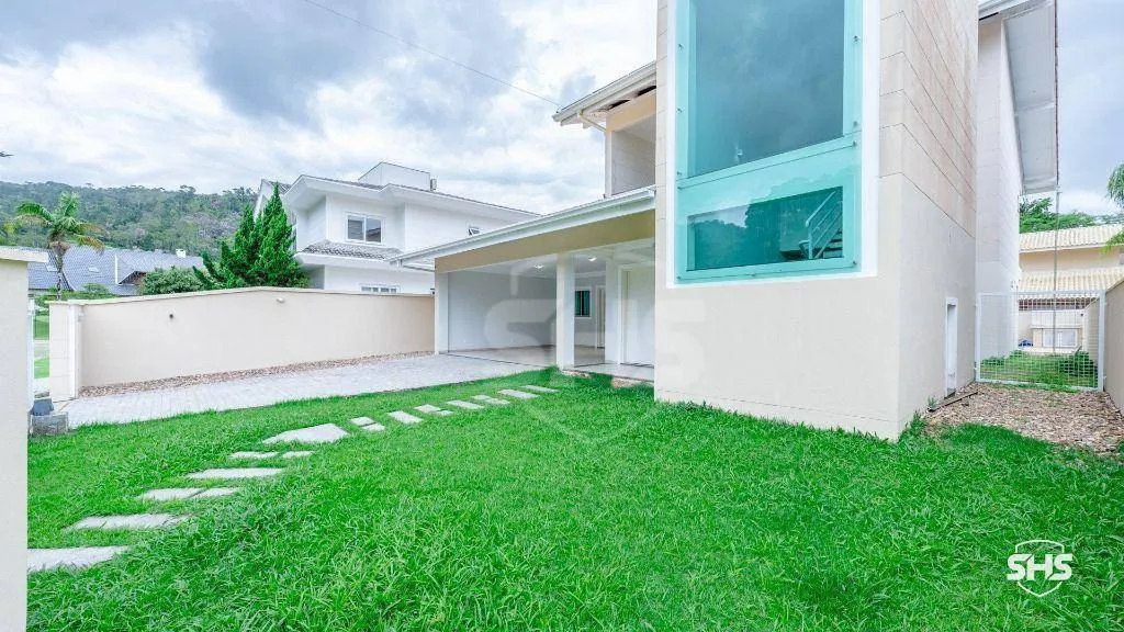 Casa com 3 dormitórios para alugar, 320 m por R$ 10.060,00/mês - Vorstadt - Blumenau/SC - foto 1