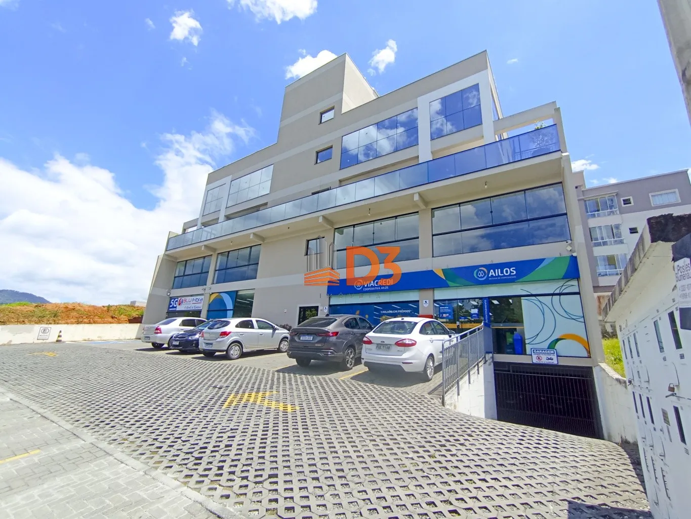 Apartamento Alto Padrão com 3 suítes na Rua dos Caçadores - foto 1