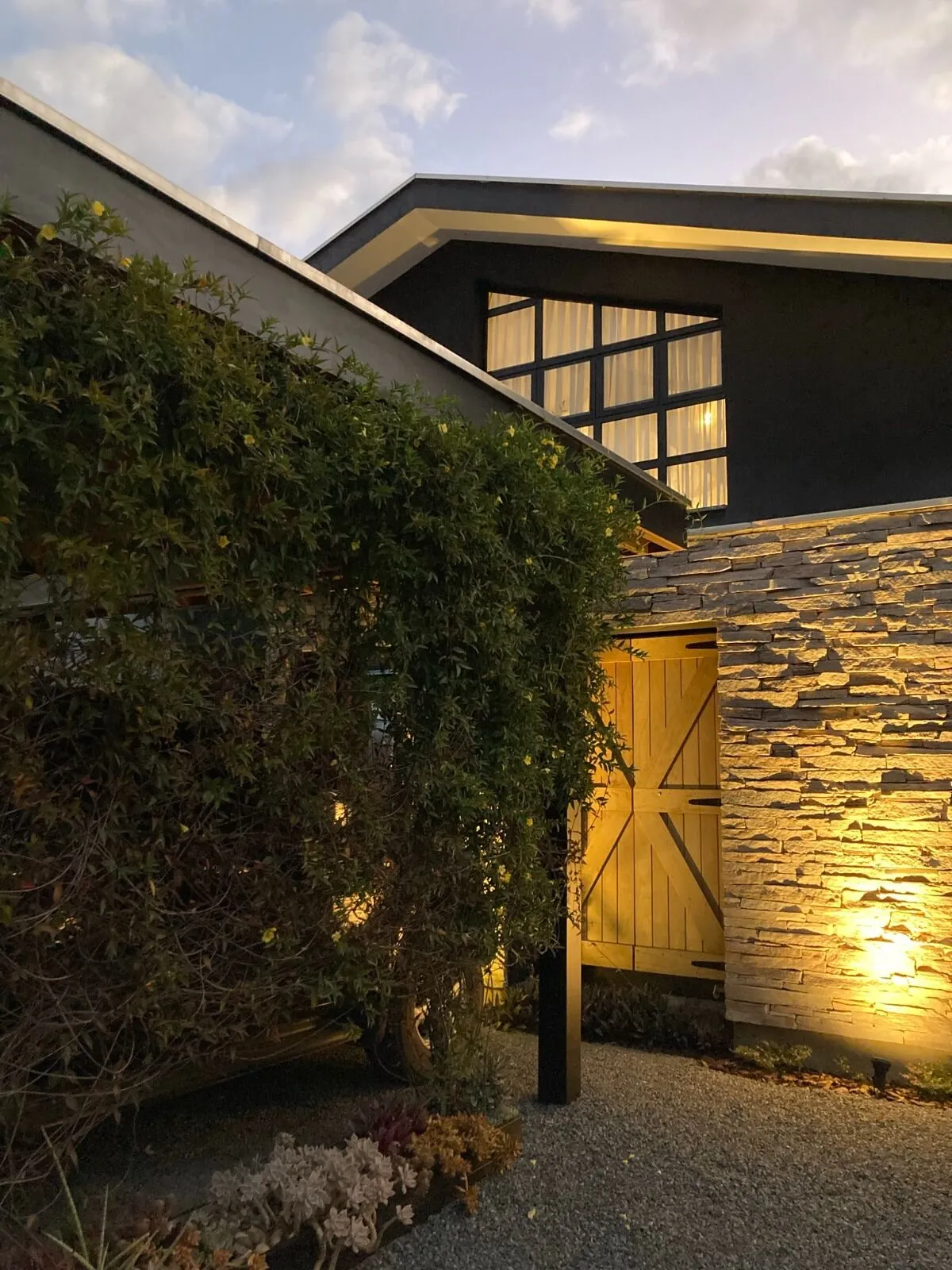 LINDA CASA A VENDA NA BARRAGEM DO PINHAL EM RIO DOS CEDROS — foto 4