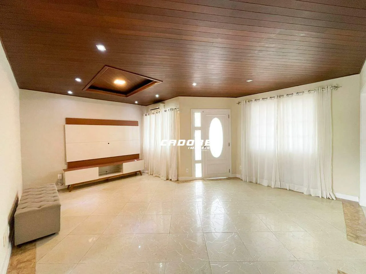 Excelente Casa para Locação - 250 m com Piscina no Bairro Garcia I Cadore Imóveis — foto 2