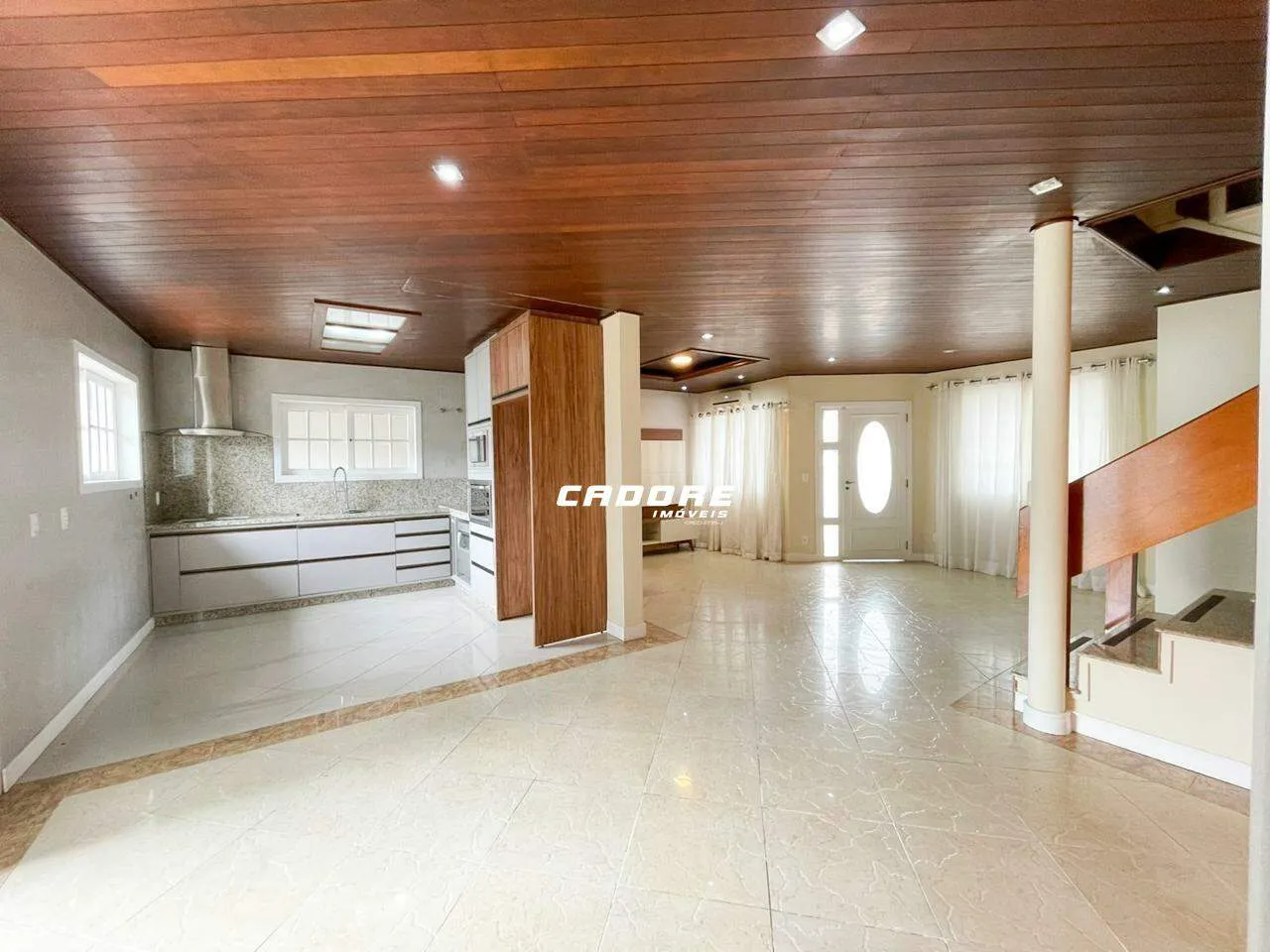 Excelente Casa para Locação - 250 m com Piscina no Bairro Garcia I Cadore Imóveis — foto 4