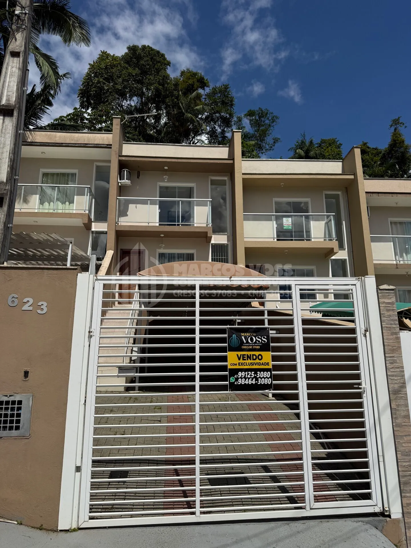 Sobrado com 2 Suítes Semimobiliado no Tribess - foto 1