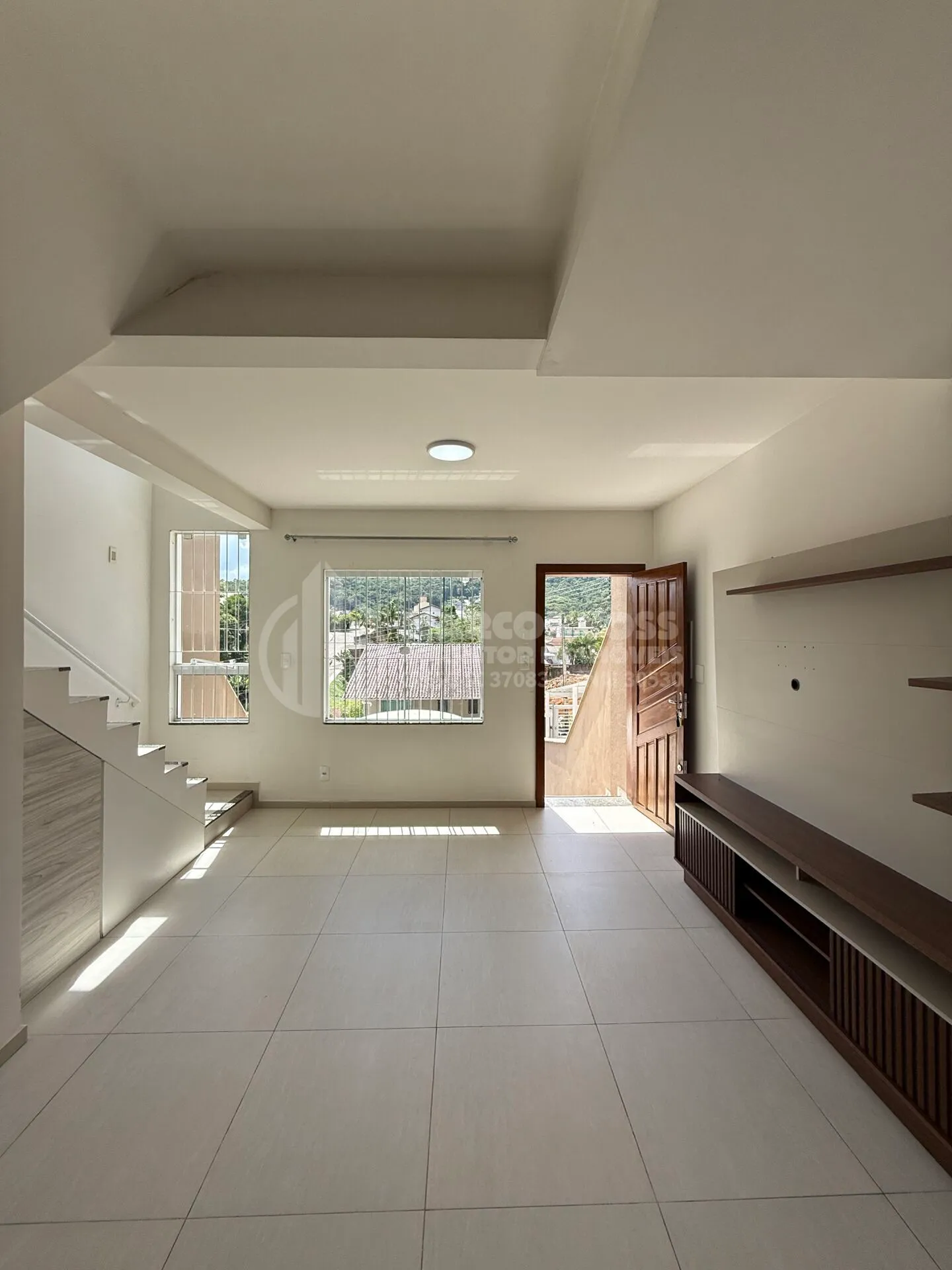 Sobrado com 2 Suítes Semimobiliado no Tribess — foto 4