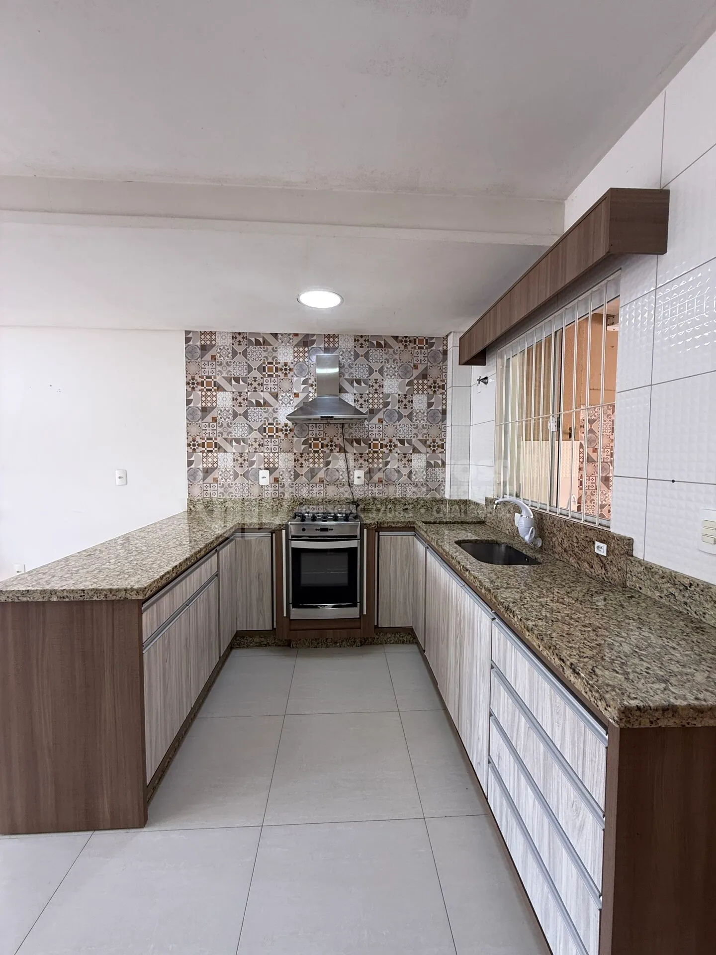 Sobrado com 2 Suítes Semimobiliado no Tribess — foto 5